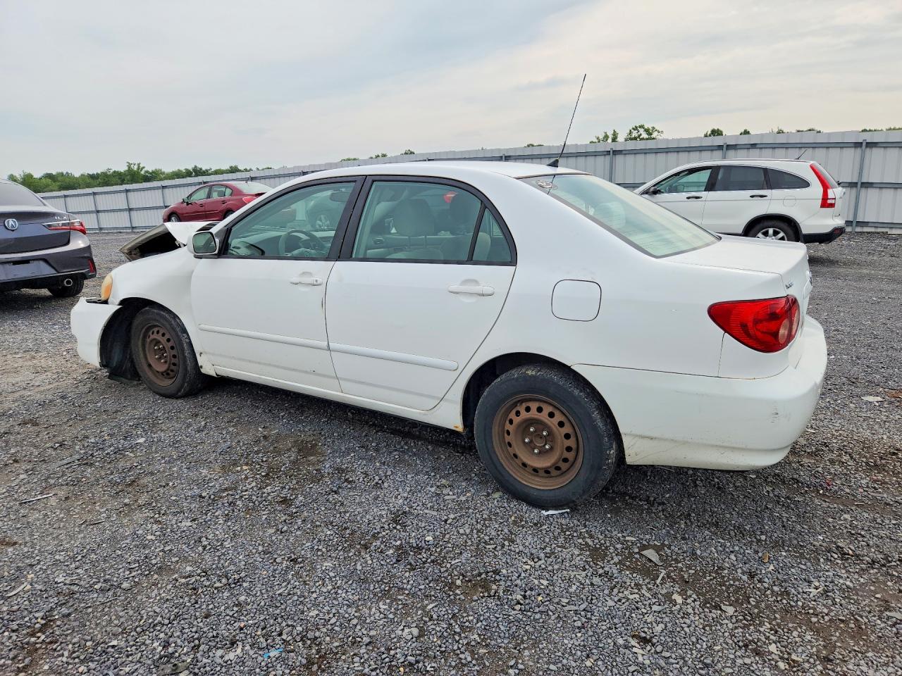 2007 Toyota Corolla Le White vin: JTDBR32EX70124733
