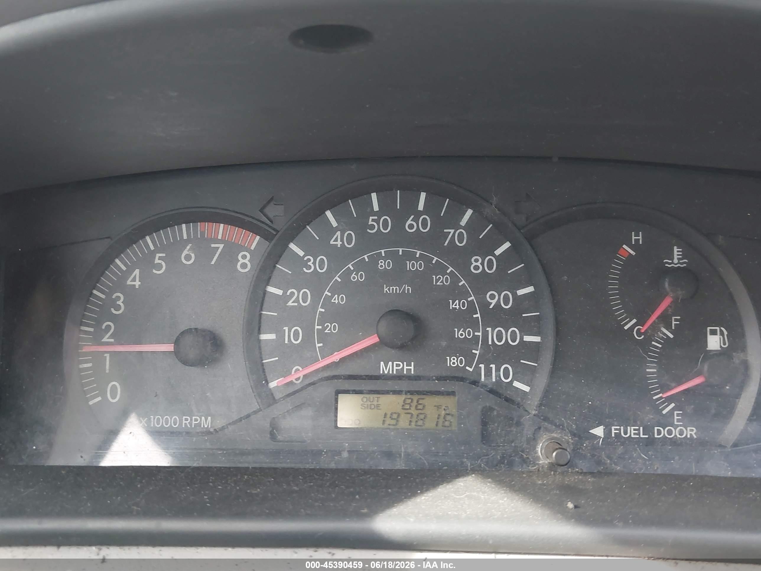 2007 Toyota Corolla Ce Silver vin: JTDBR32EX70127552