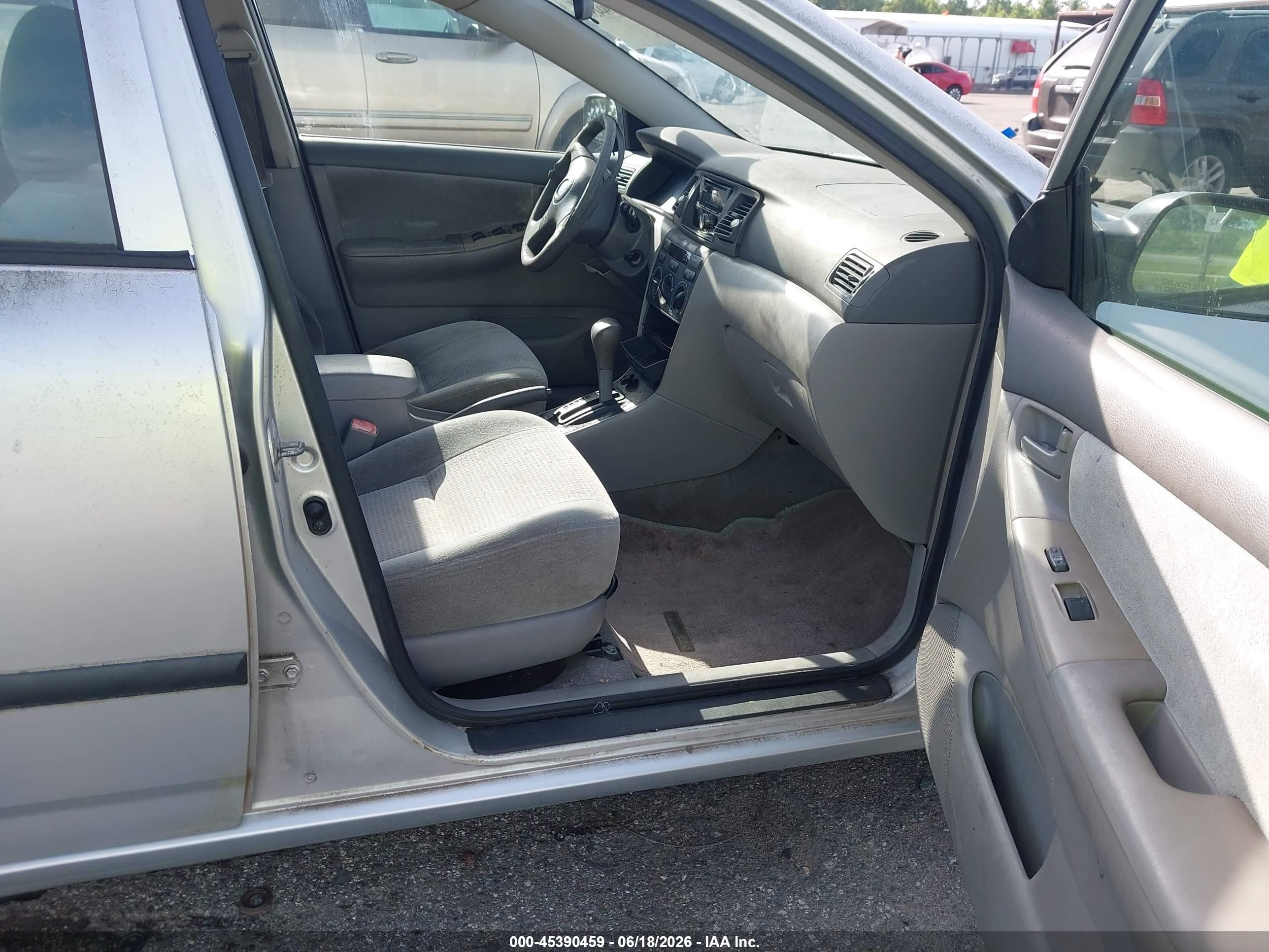 2007 Toyota Corolla Ce Silver vin: JTDBR32EX70127552