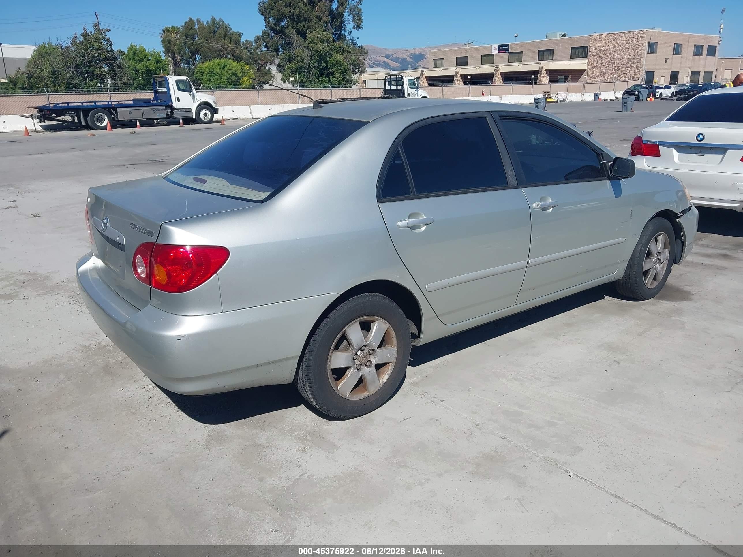 2004 Toyota Corolla Le Silver vin: JTDBR38E342022620