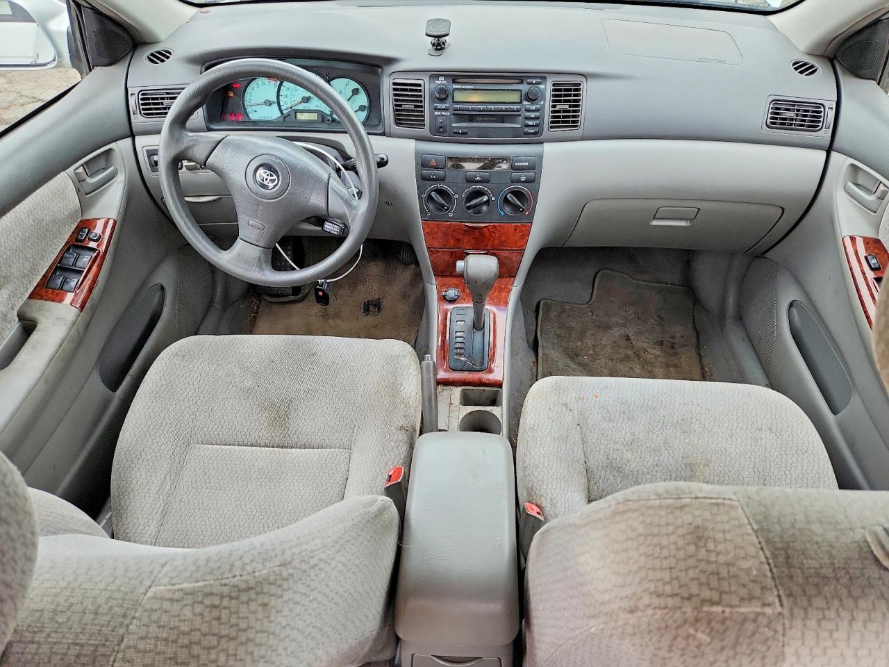 2004 Toyota Corolla Le Silver vin: JTDBR38EX42023117