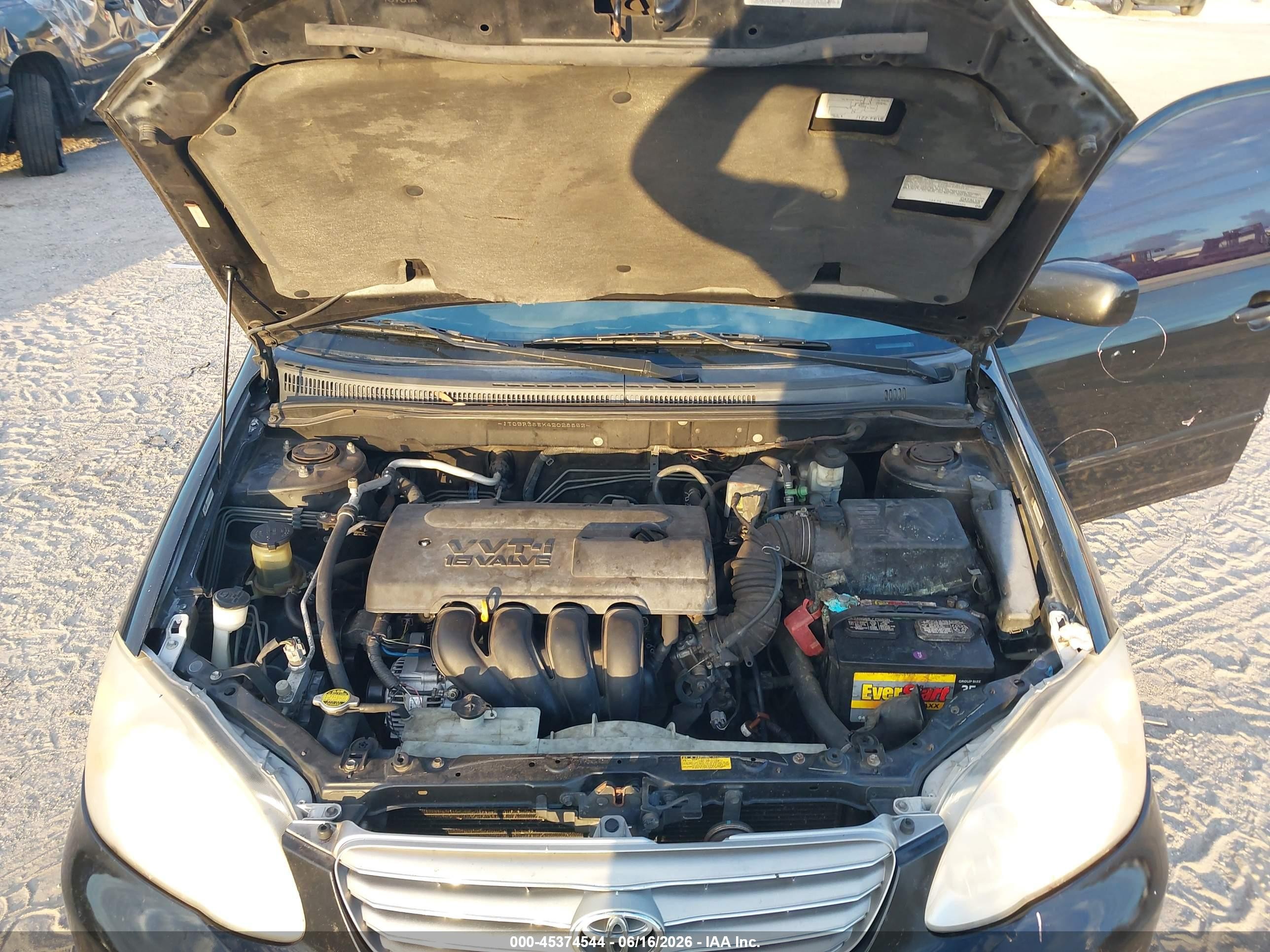 2004 Toyota Corolla Le Black vin: JTDBR38EX42028852