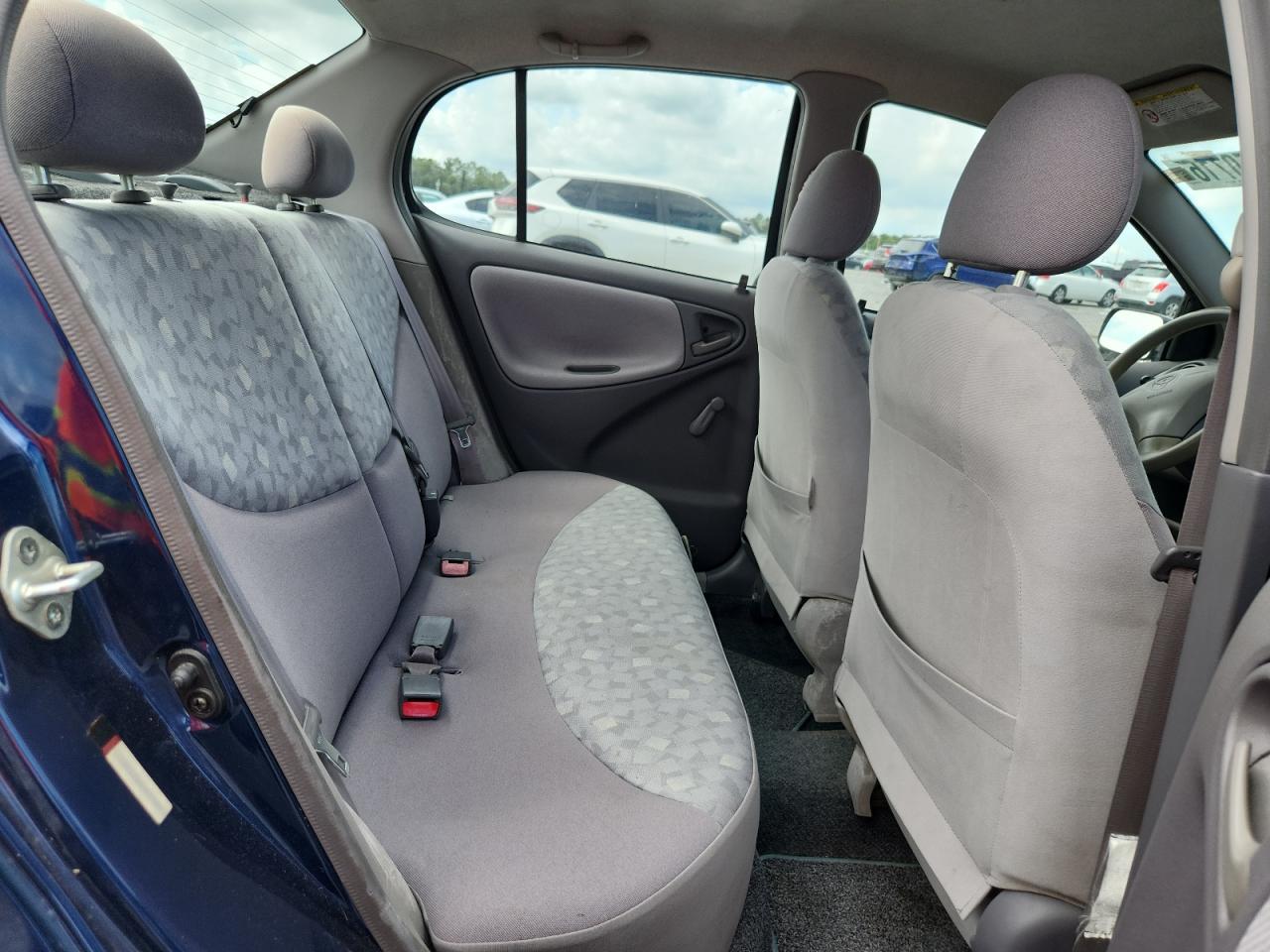 2001 Toyota Echo Base Blue vin: JTDBT123010172026