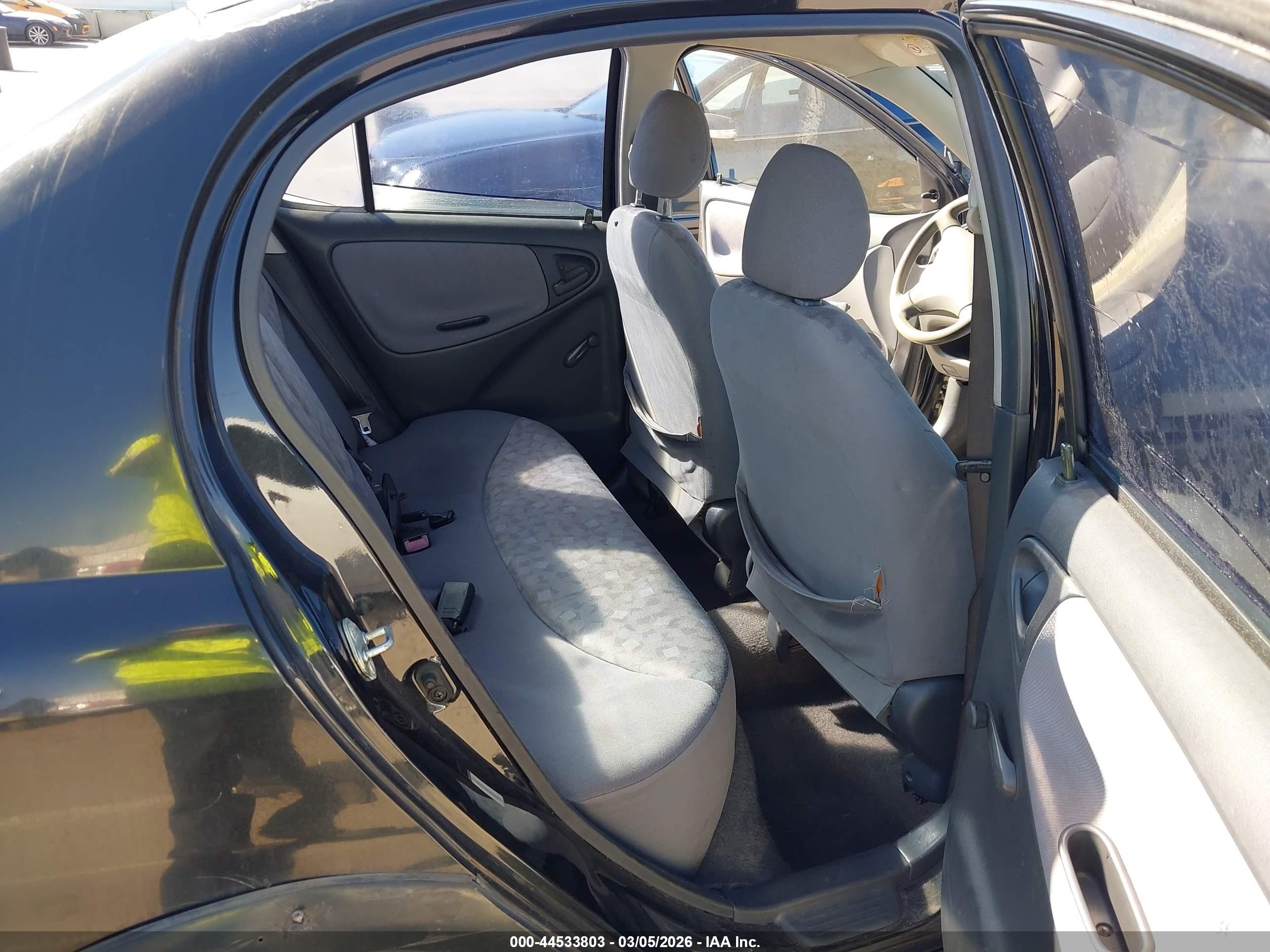 2002 Toyota Echo   Black vin: JTDBT123025022065