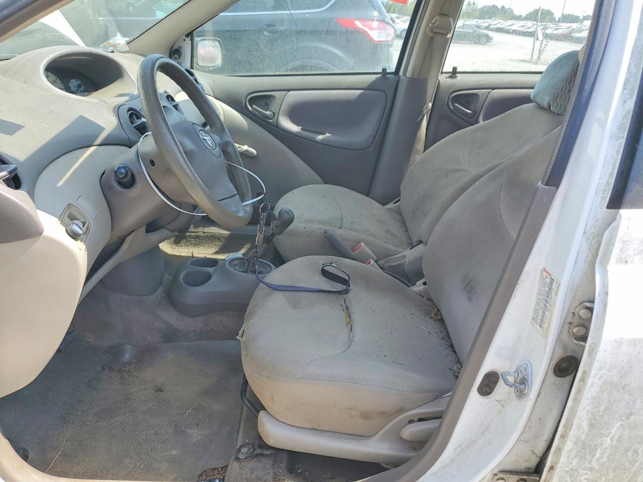 2003 Toyota Echo Base White vin: JTDBT123030281329