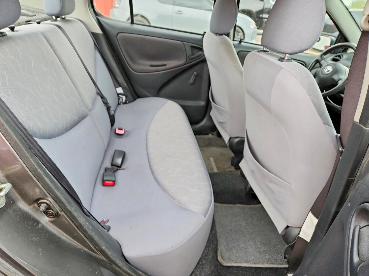 2004 Toyota Echo Base Gray vin: JTDBT123040336427