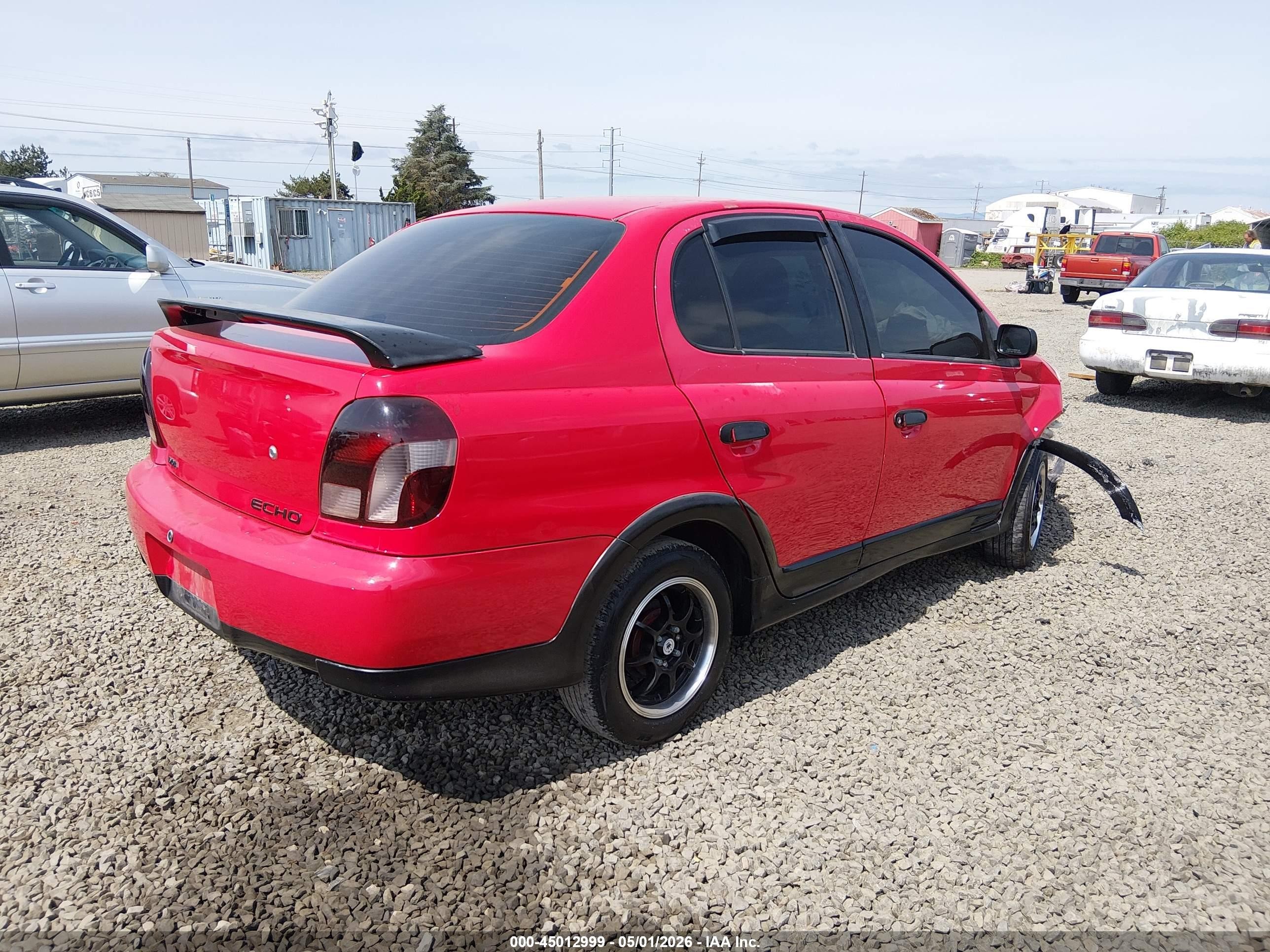2000 Toyota Echo   Red vin: JTDBT1230Y0065214