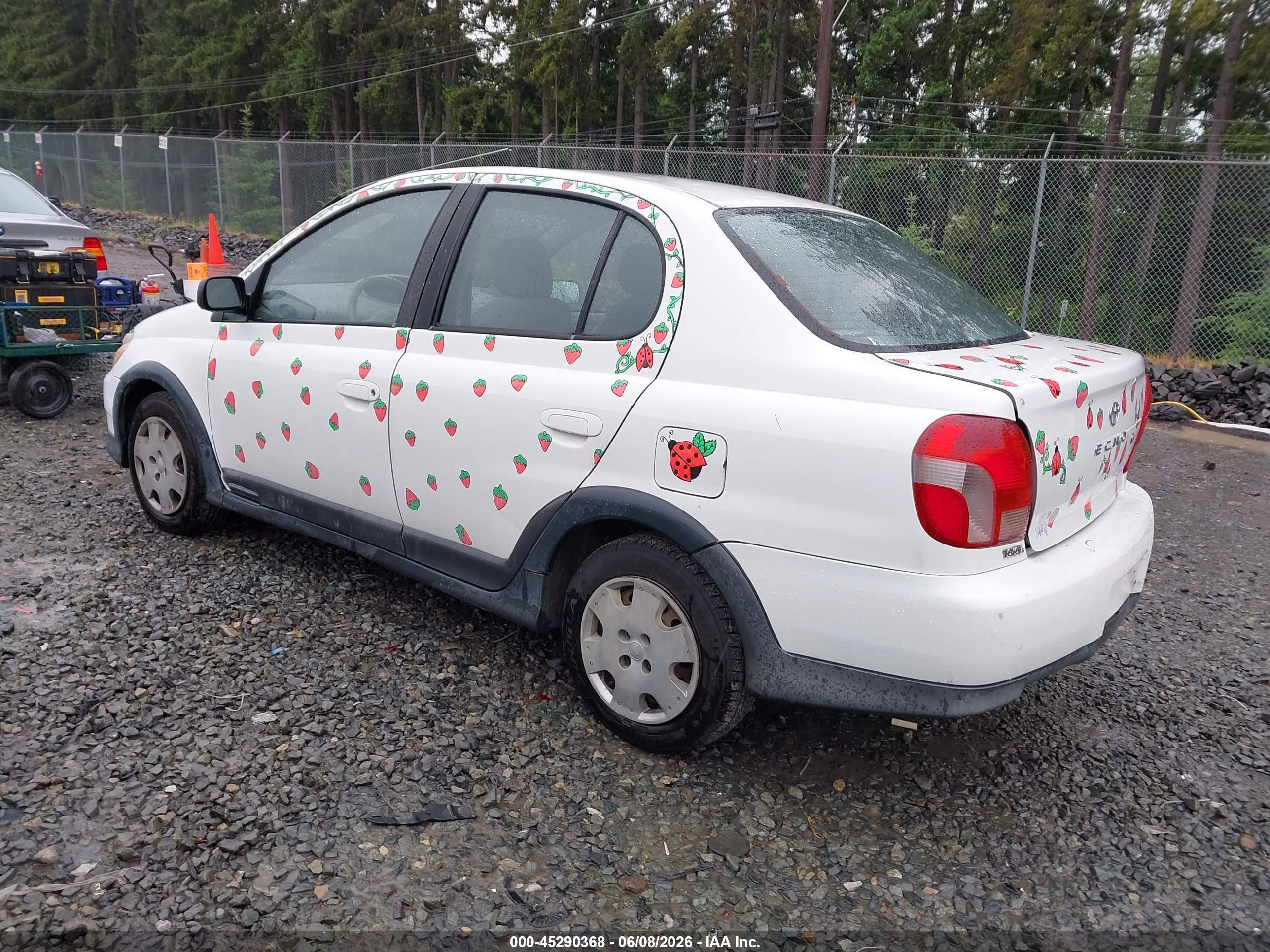 2001 Toyota Echo   White vin: JTDBT123110137639