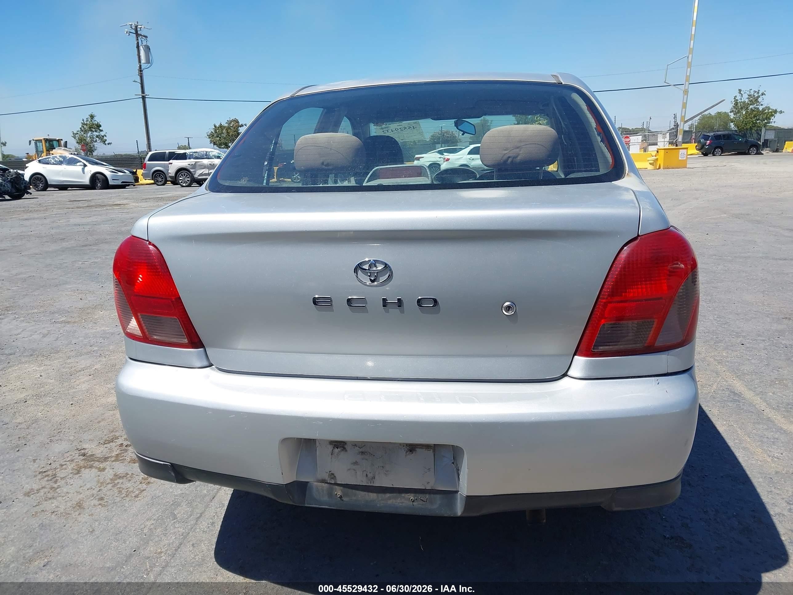 2001 Toyota Echo   Silver vin: JTDBT123110146535