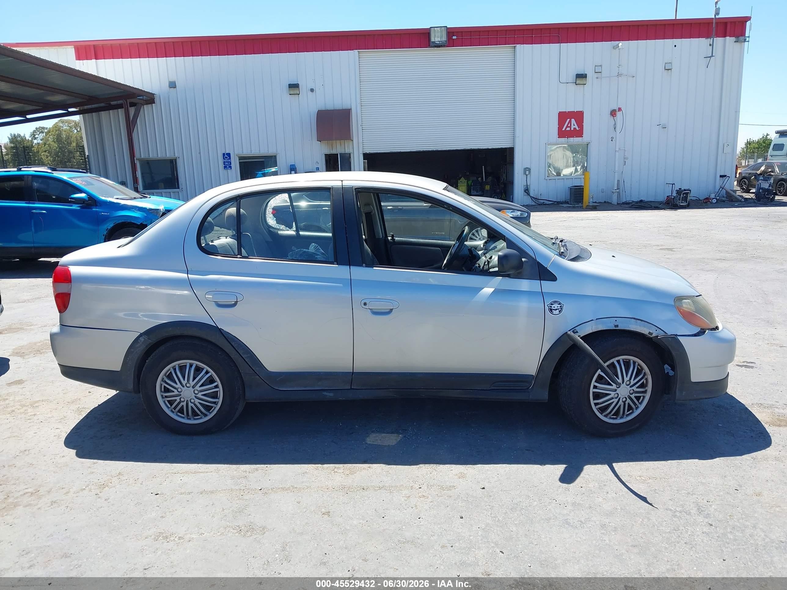 2001 Toyota Echo   Silver vin: JTDBT123110146535