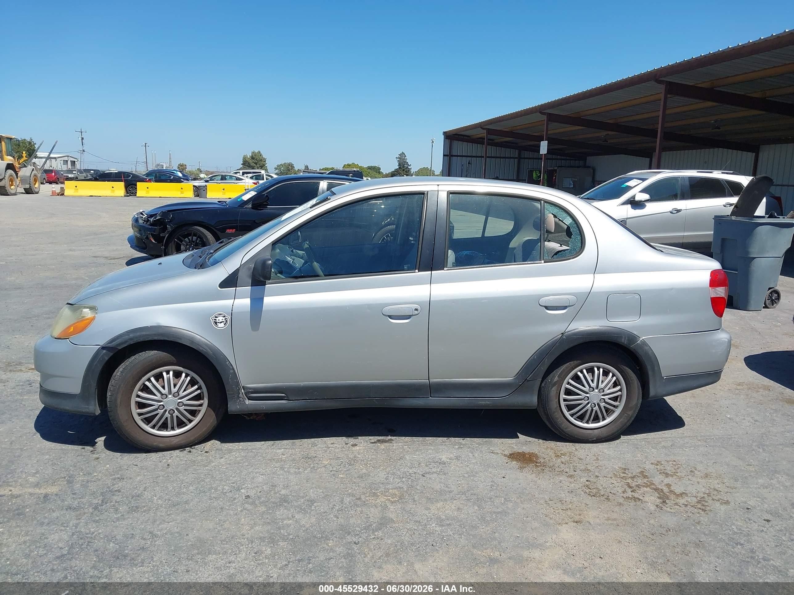 2001 Toyota Echo   Silver vin: JTDBT123110146535