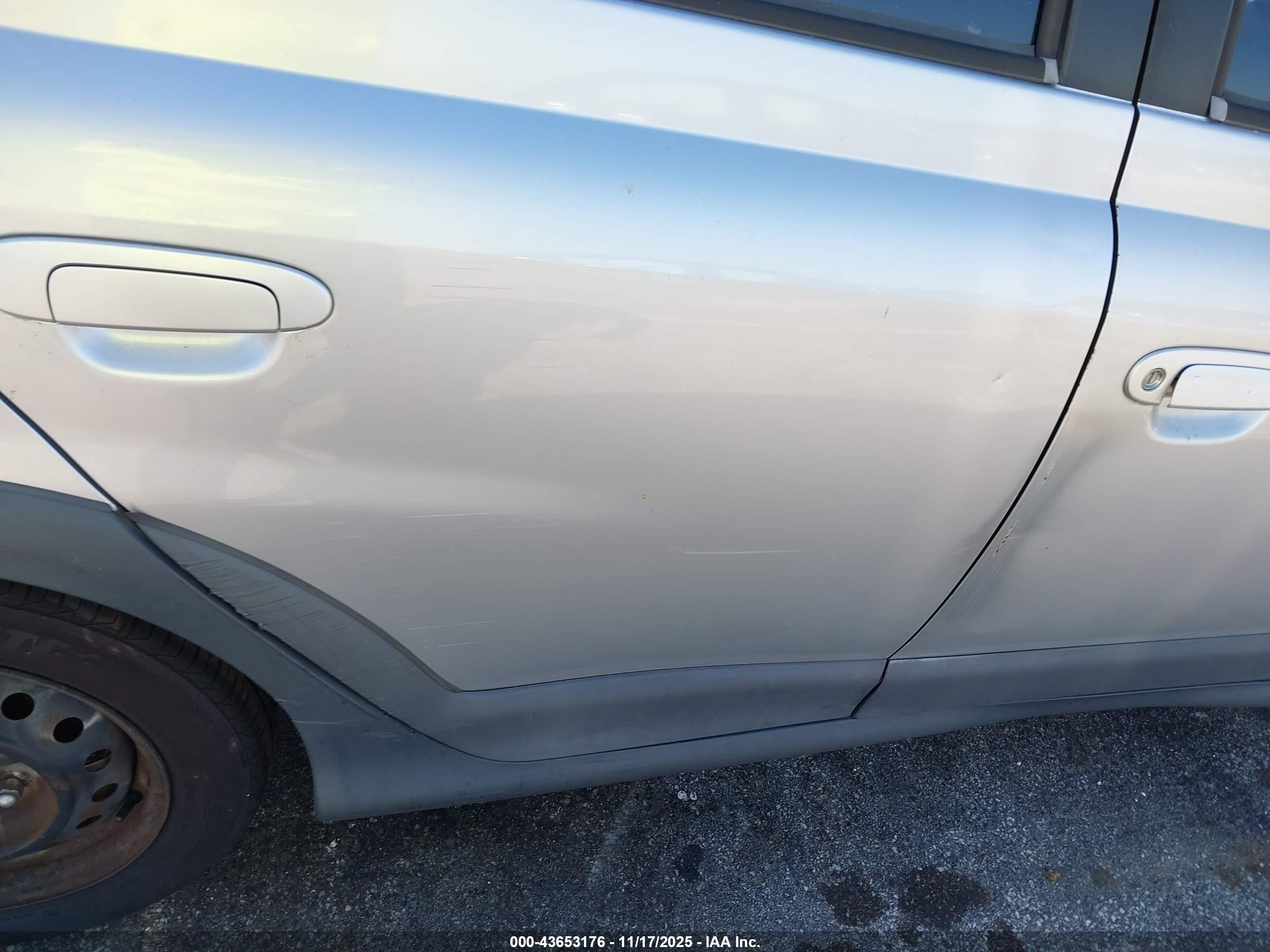 2002 Toyota Echo   Silver vin: JTDBT123120233577
