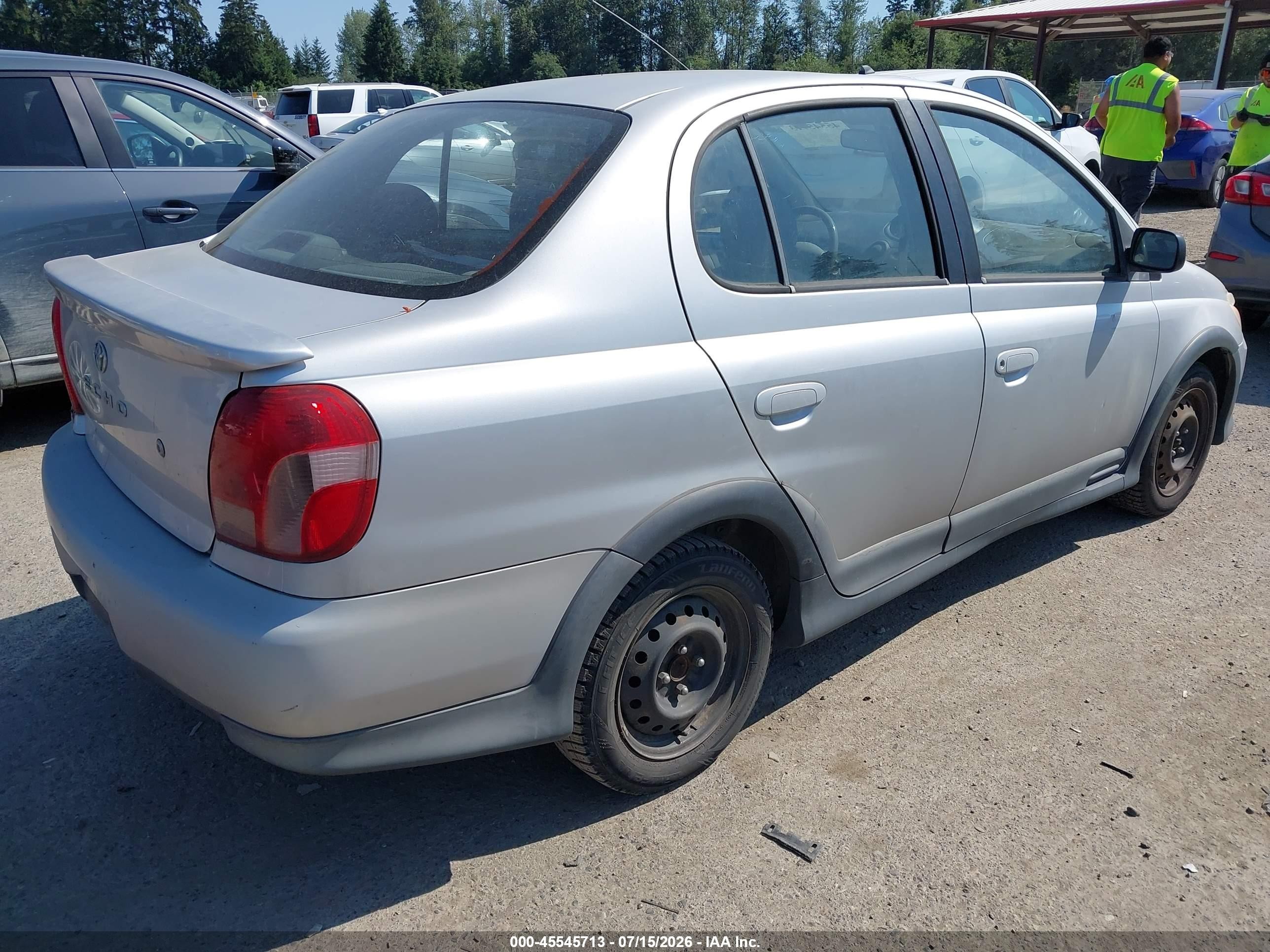 2002 Toyota Echo   Silver vin: JTDBT123120246068