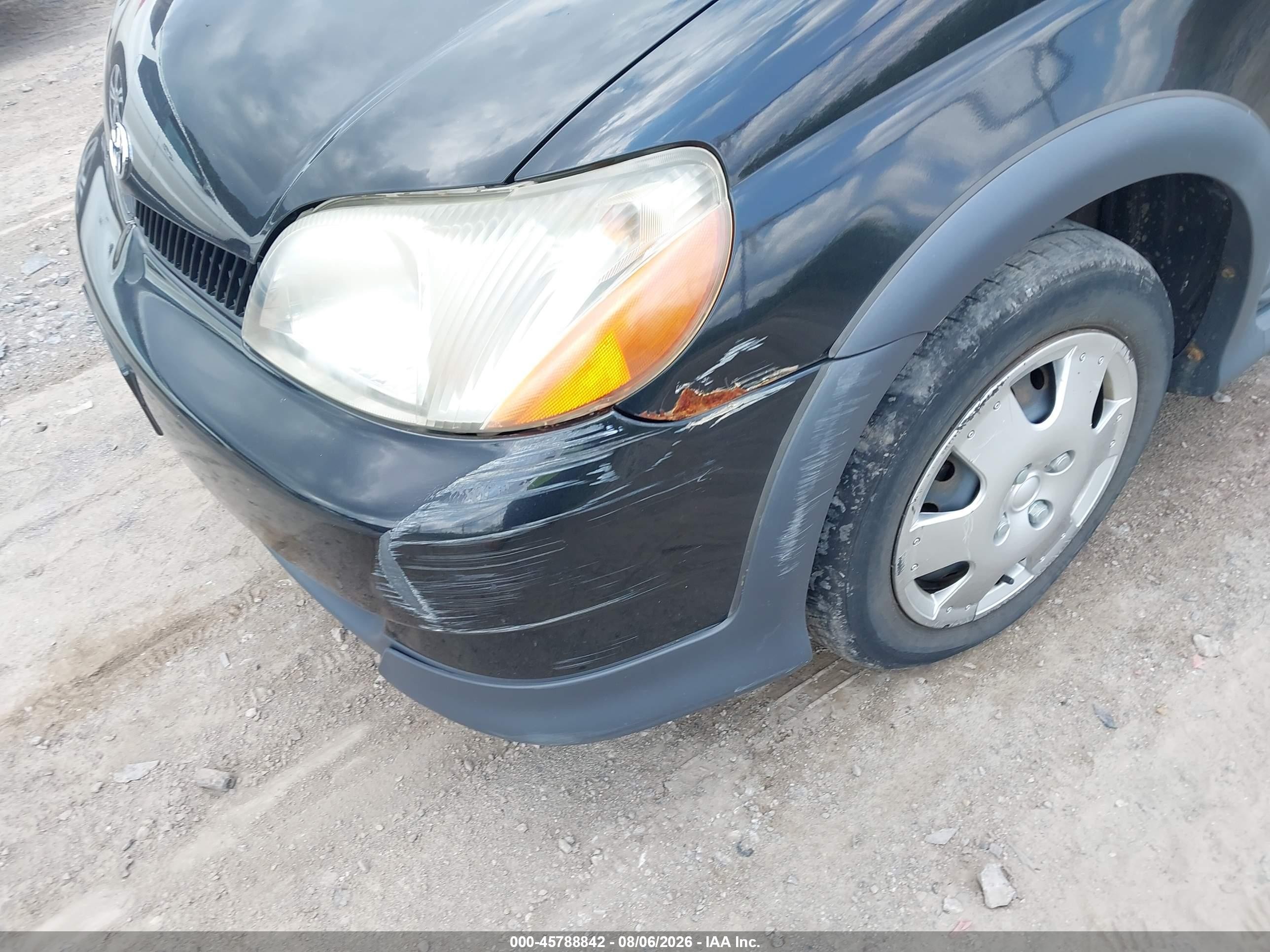 2000 Toyota Echo   Black vin: JTDBT1231Y0010609