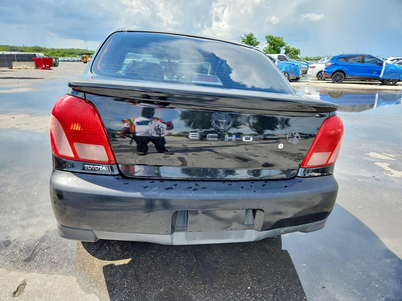 2000 Toyota Echo Black vin: JTDBT1231Y0095693
