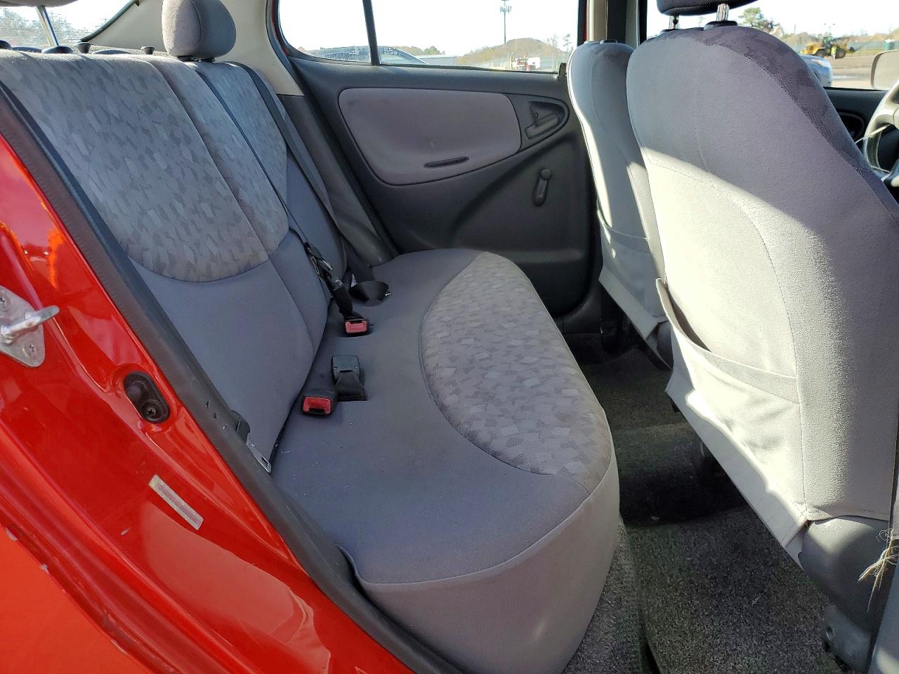 2002 Toyota Echo Red vin: JTDBT123220215105