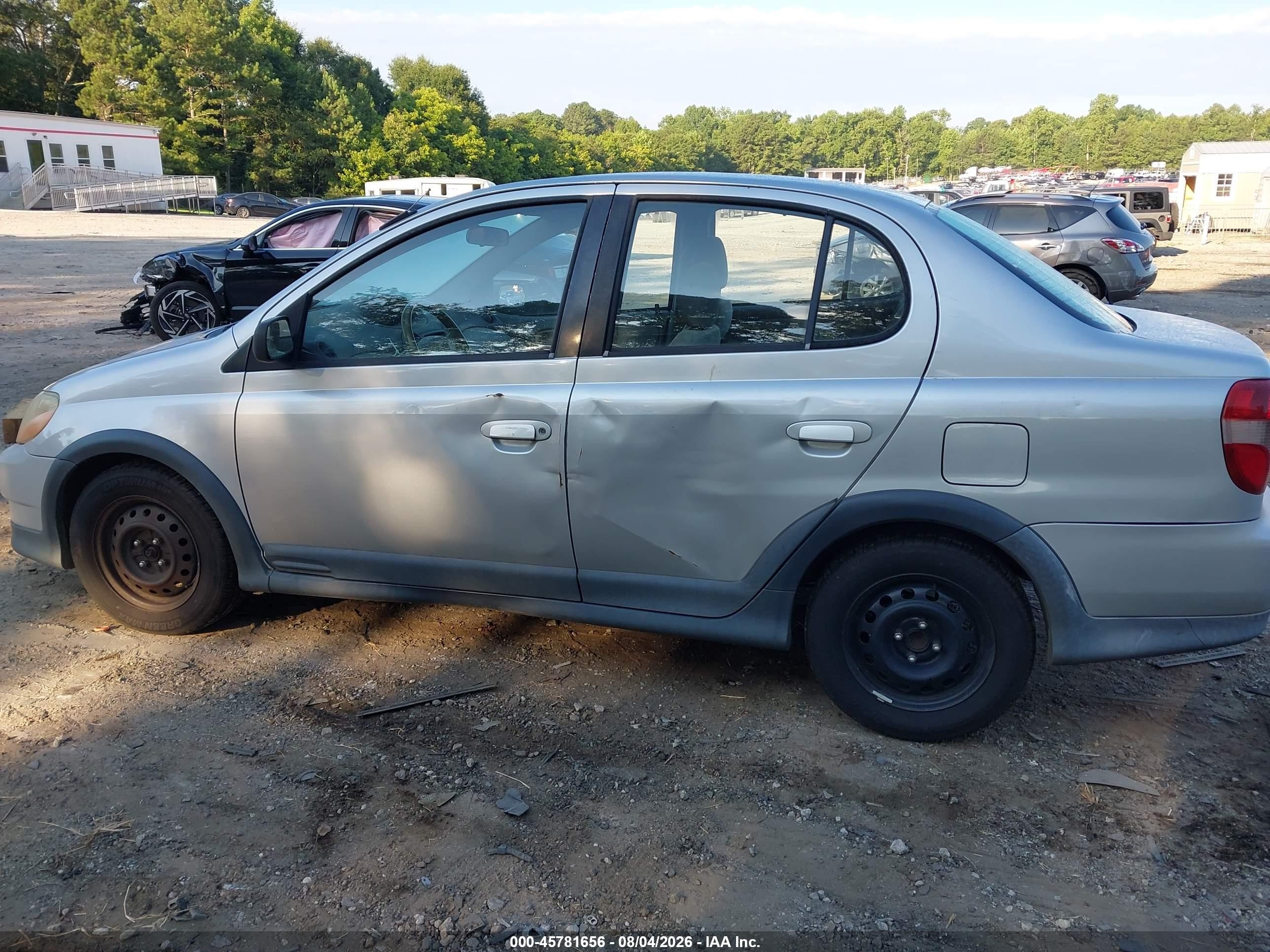 2002 Toyota Echo   Silver vin: JTDBT123225025517