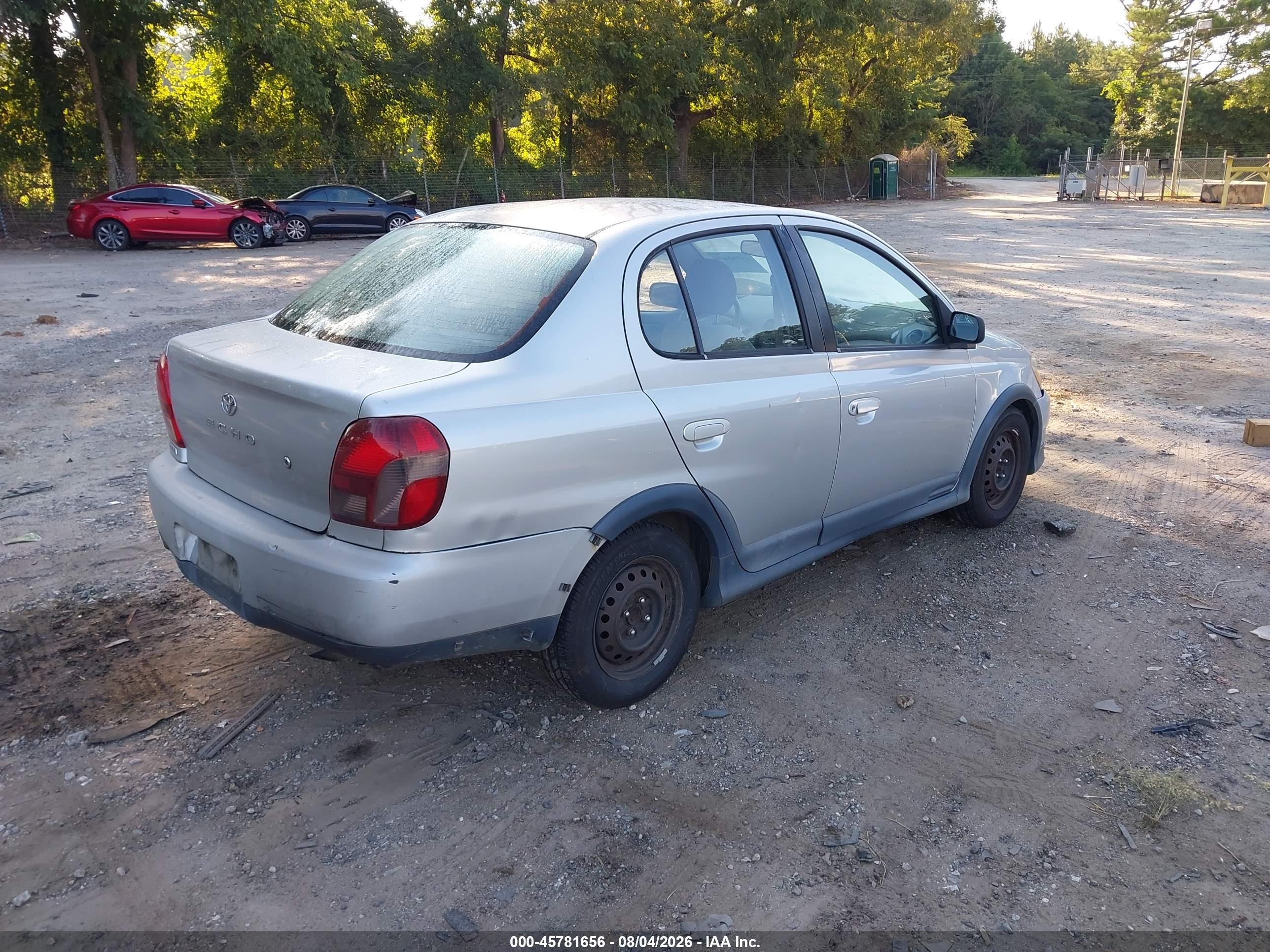 2002 Toyota Echo   Silver vin: JTDBT123225025517