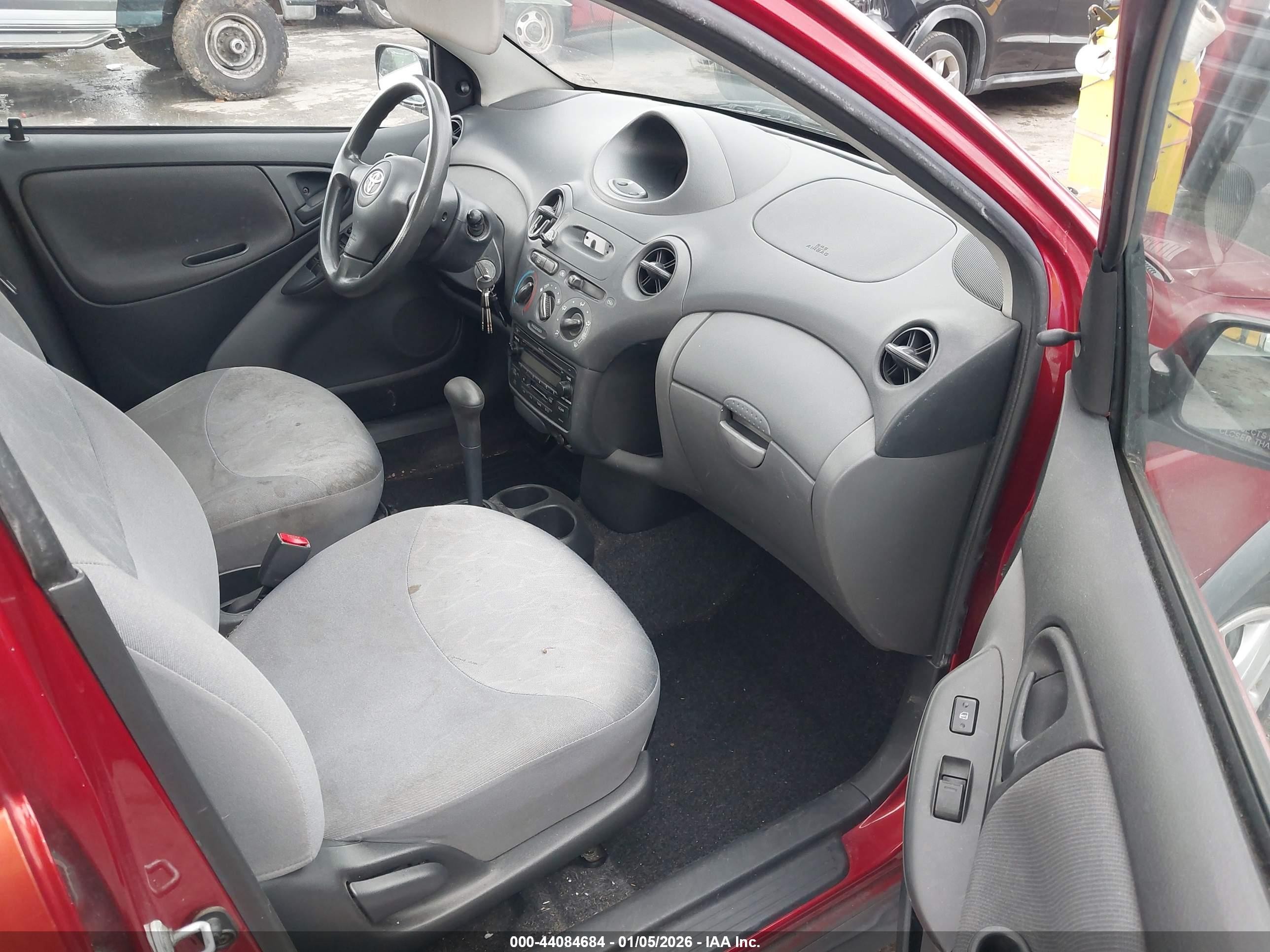 2004 Toyota Echo   Оранжевый vin: JTDBT123240324912