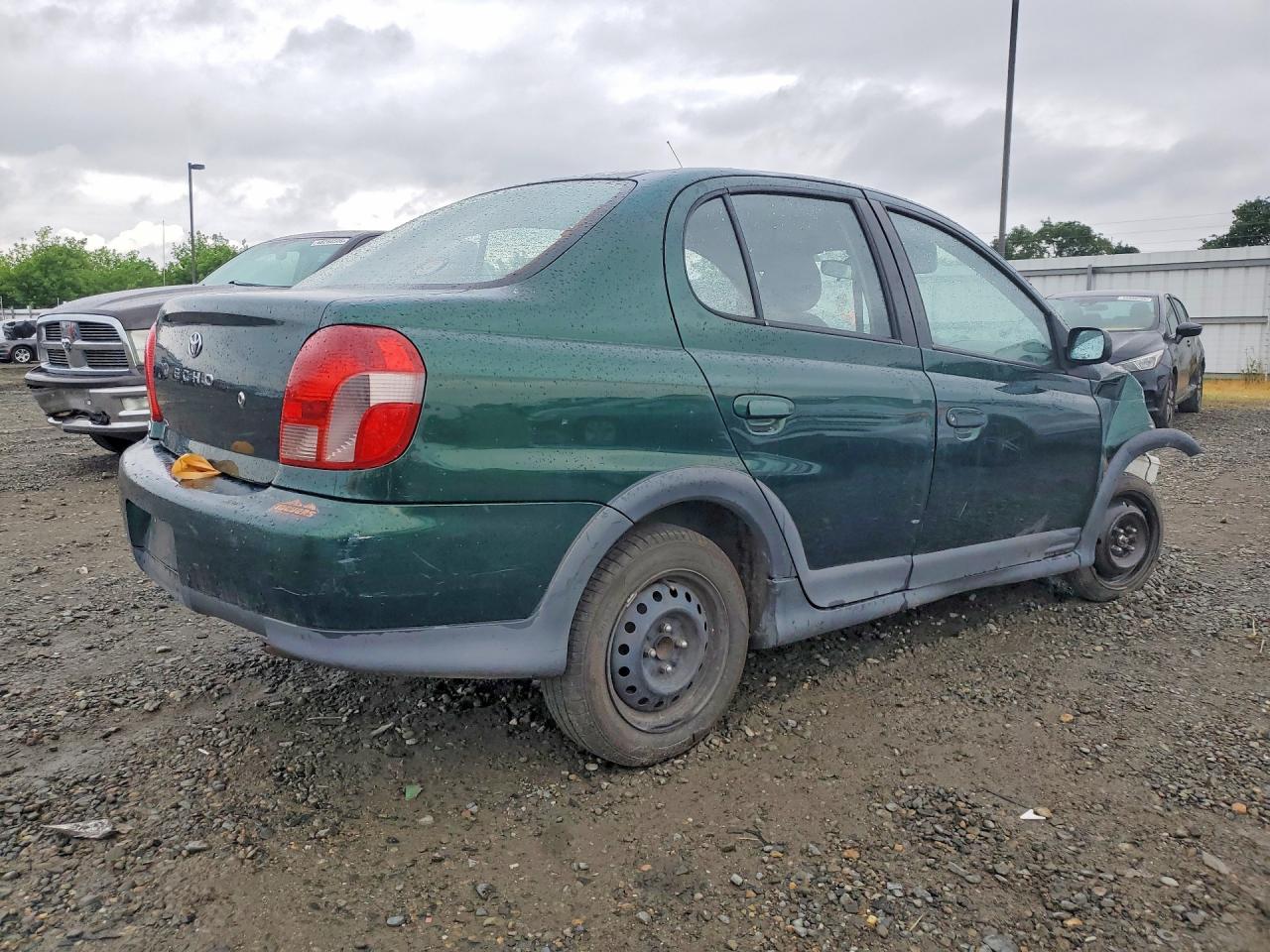 2000 Toyota Echo Base Зеленый vin: JTDBT1232Y0010036