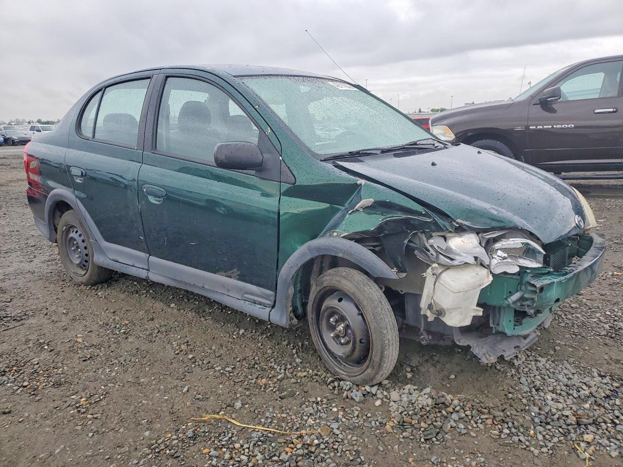 2000 Toyota Echo Base Зеленый vin: JTDBT1232Y0010036