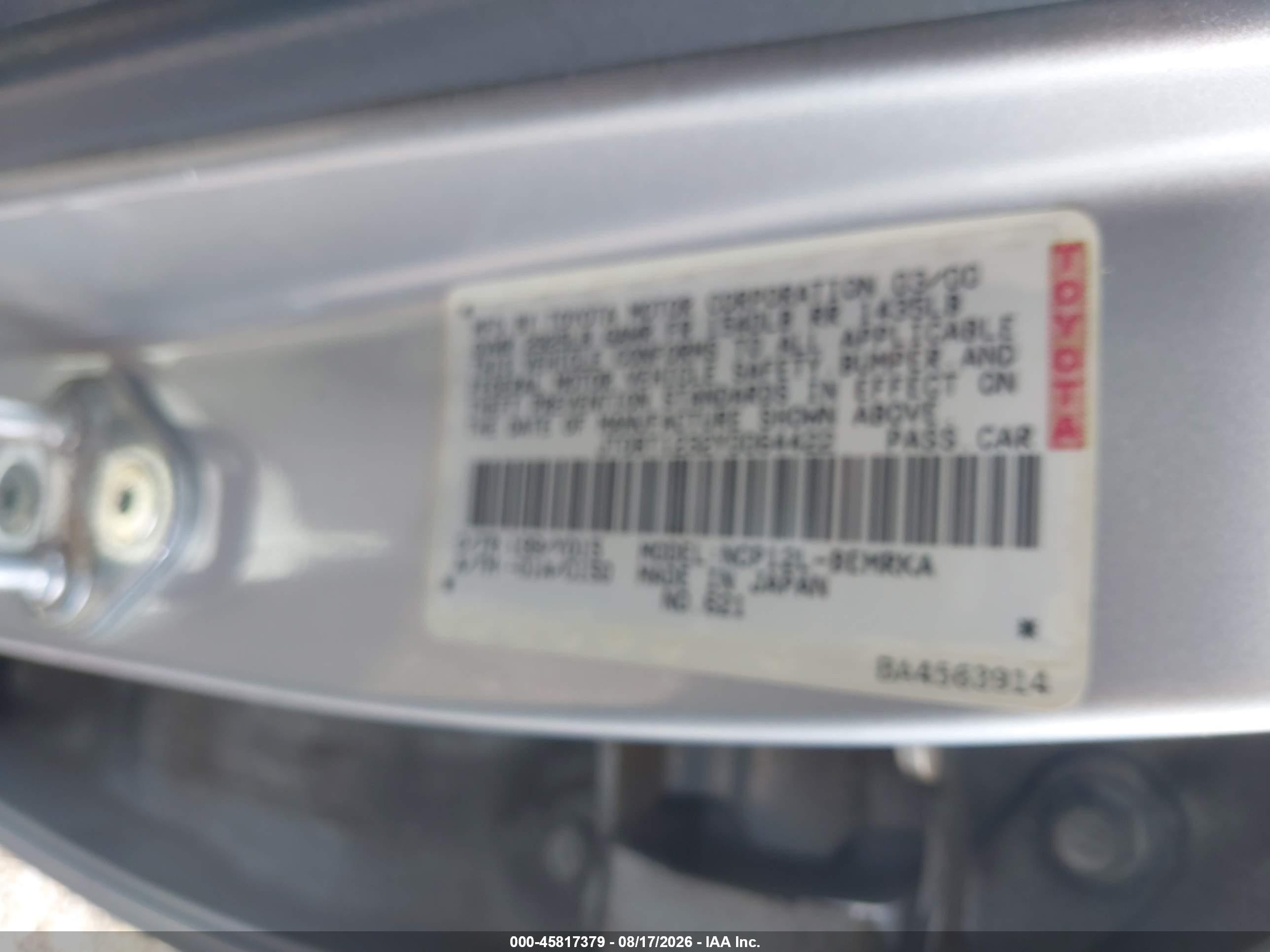 2000 Toyota Echo   Silver vin: JTDBT1232Y0064422
