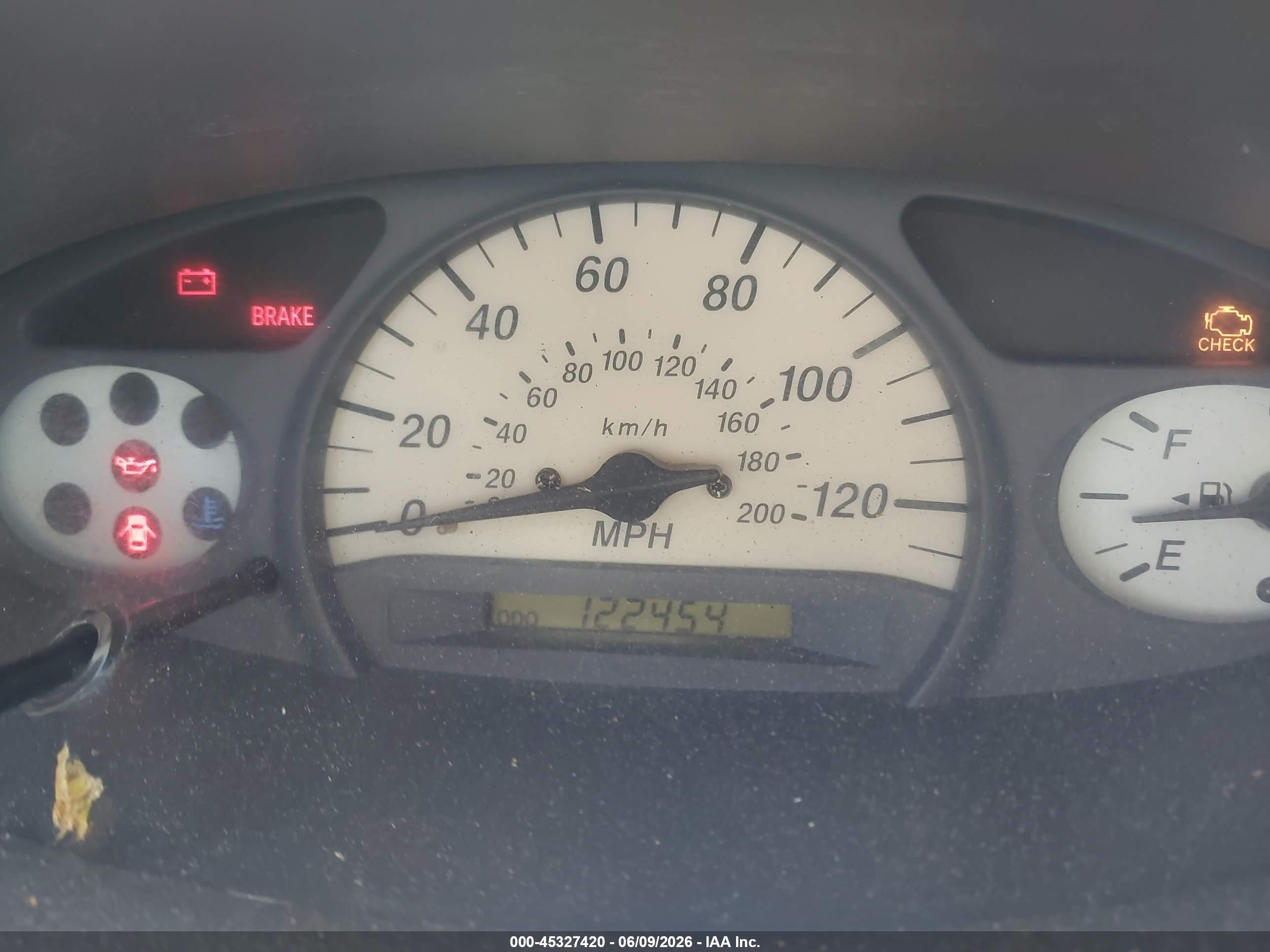 2000 Toyota Echo   Green vin: JTDBT1232Y0071757