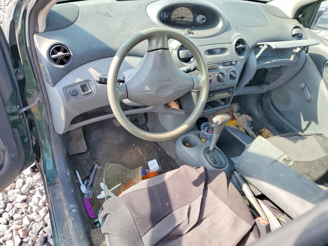 2000 Toyota Echo Base Green vin: JTDBT1232Y0097422