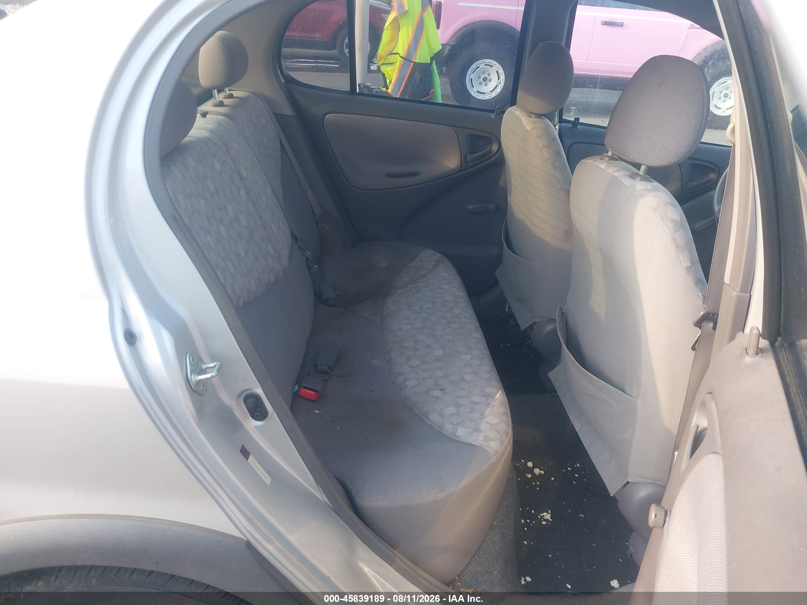 2002 Toyota Echo   Silver vin: JTDBT123320213511