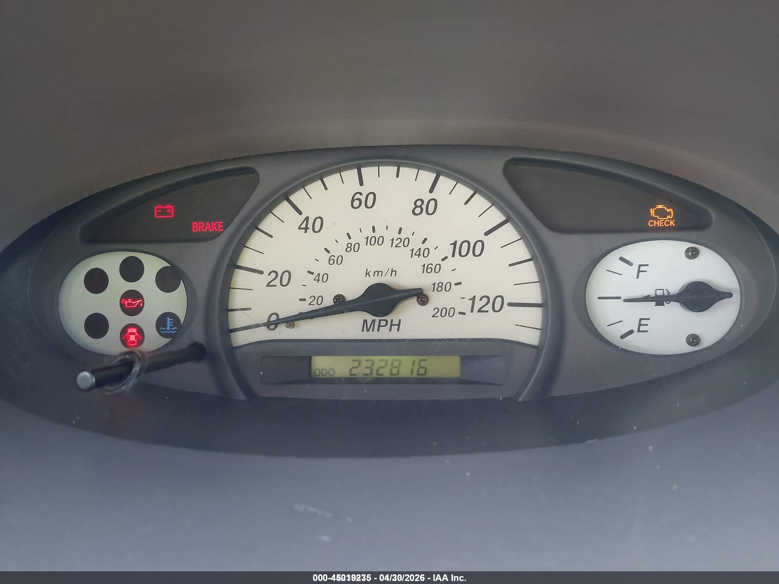 2002 Toyota Echo   Silver vin: JTDBT123320221513