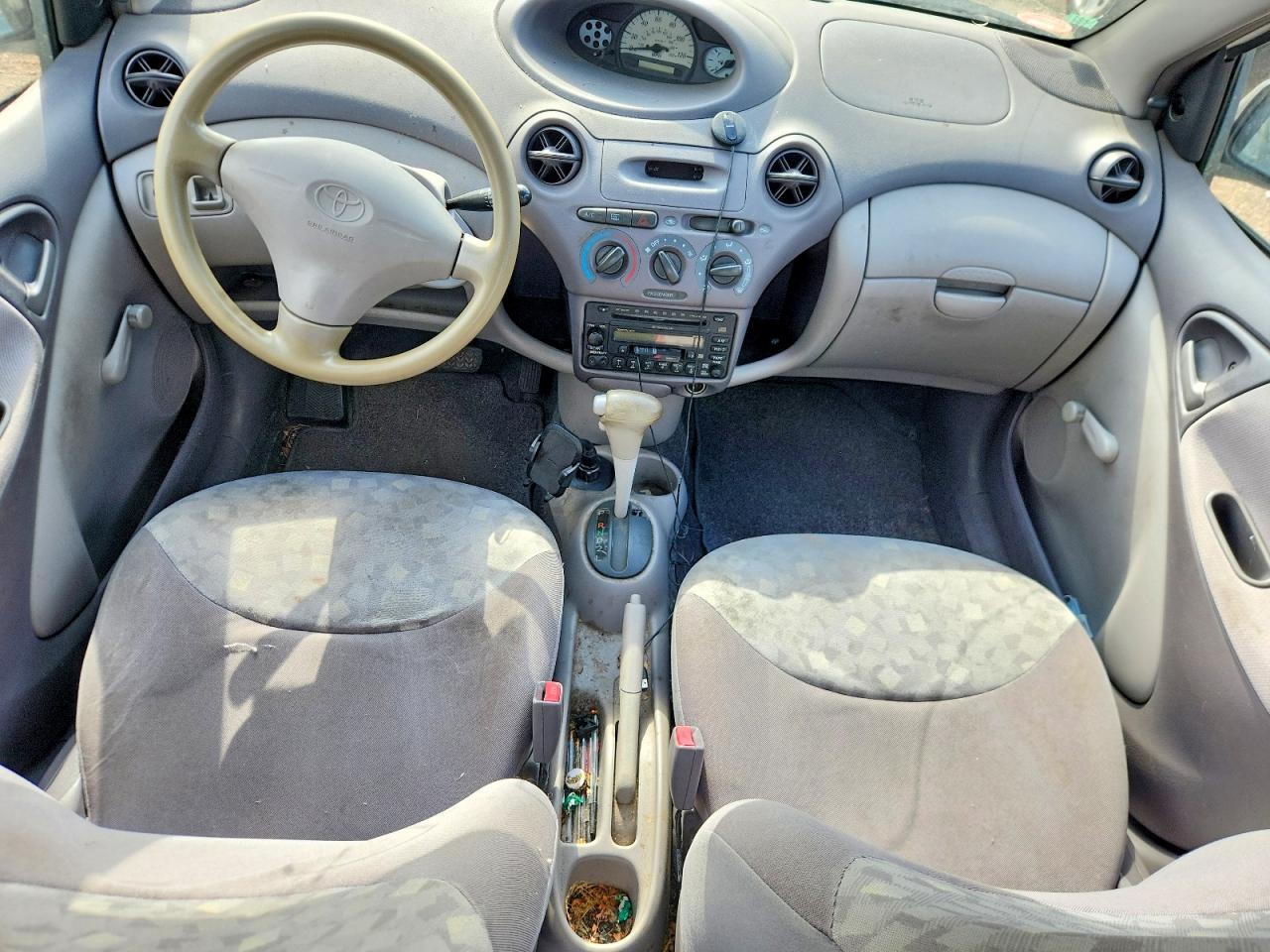 2001 Toyota Echo White vin: JTDBT123410115229