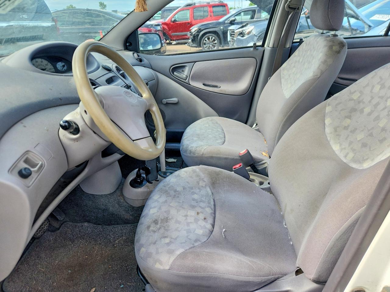 2001 Toyota Echo White vin: JTDBT123410115229