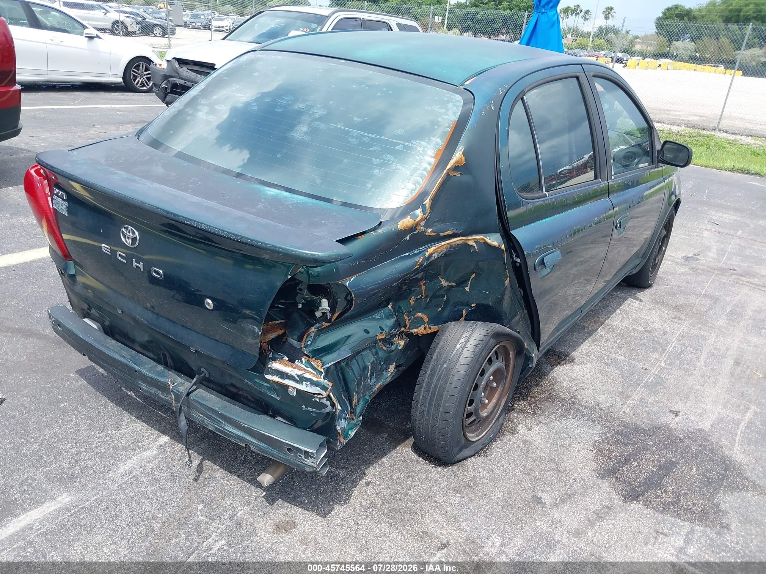 2001 Toyota Echo   Green vin: JTDBT123410177682