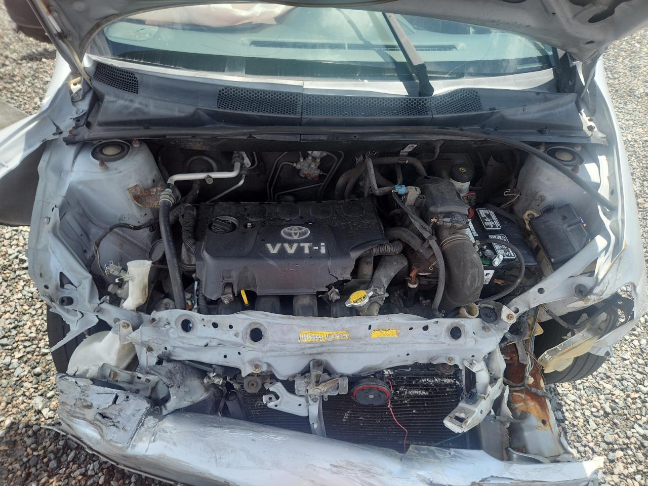 2002 Toyota Echo Base Серебряный vin: JTDBT123420217003
