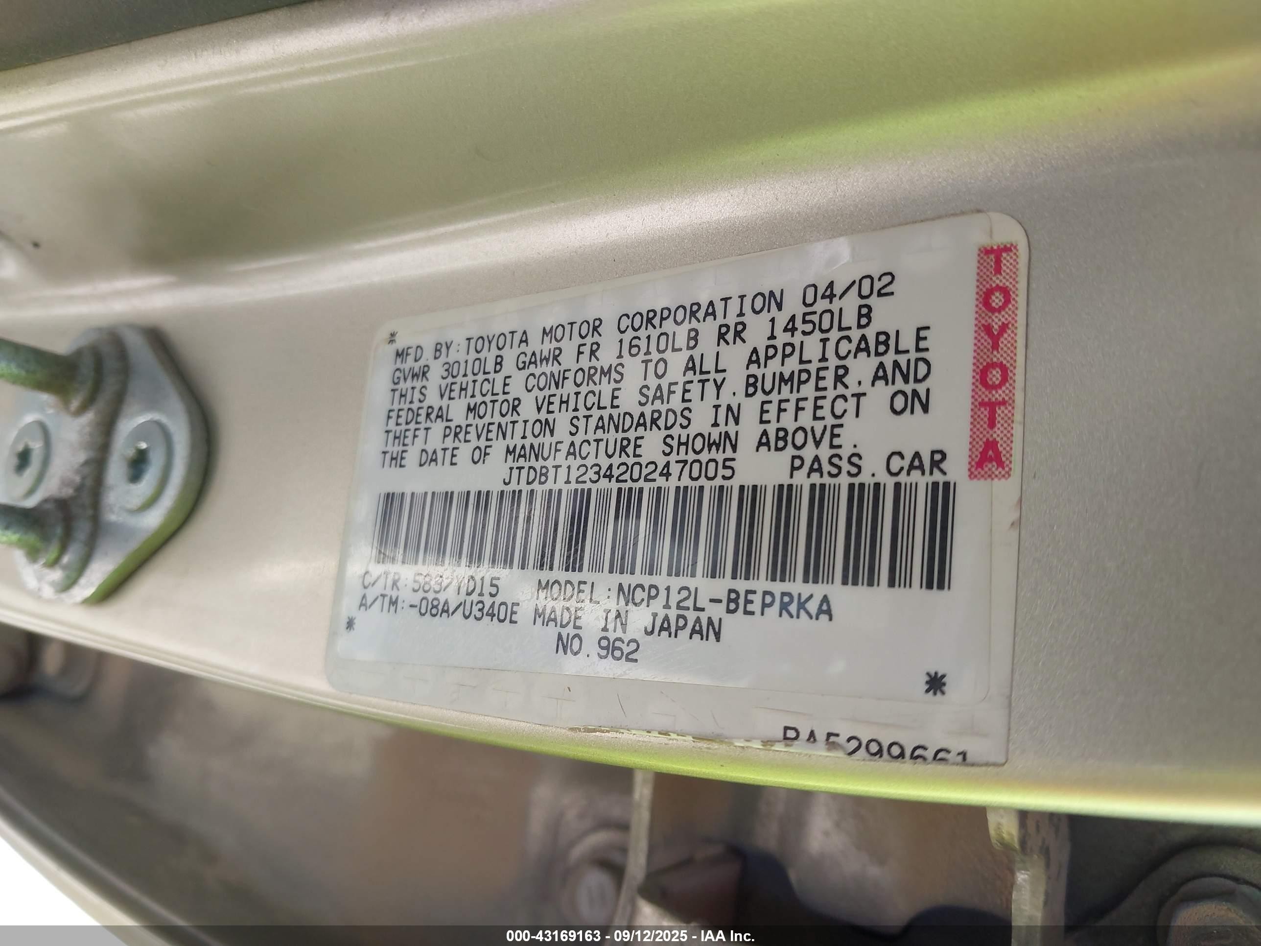 2002 Toyota Echo   Gold vin: JTDBT123420247005