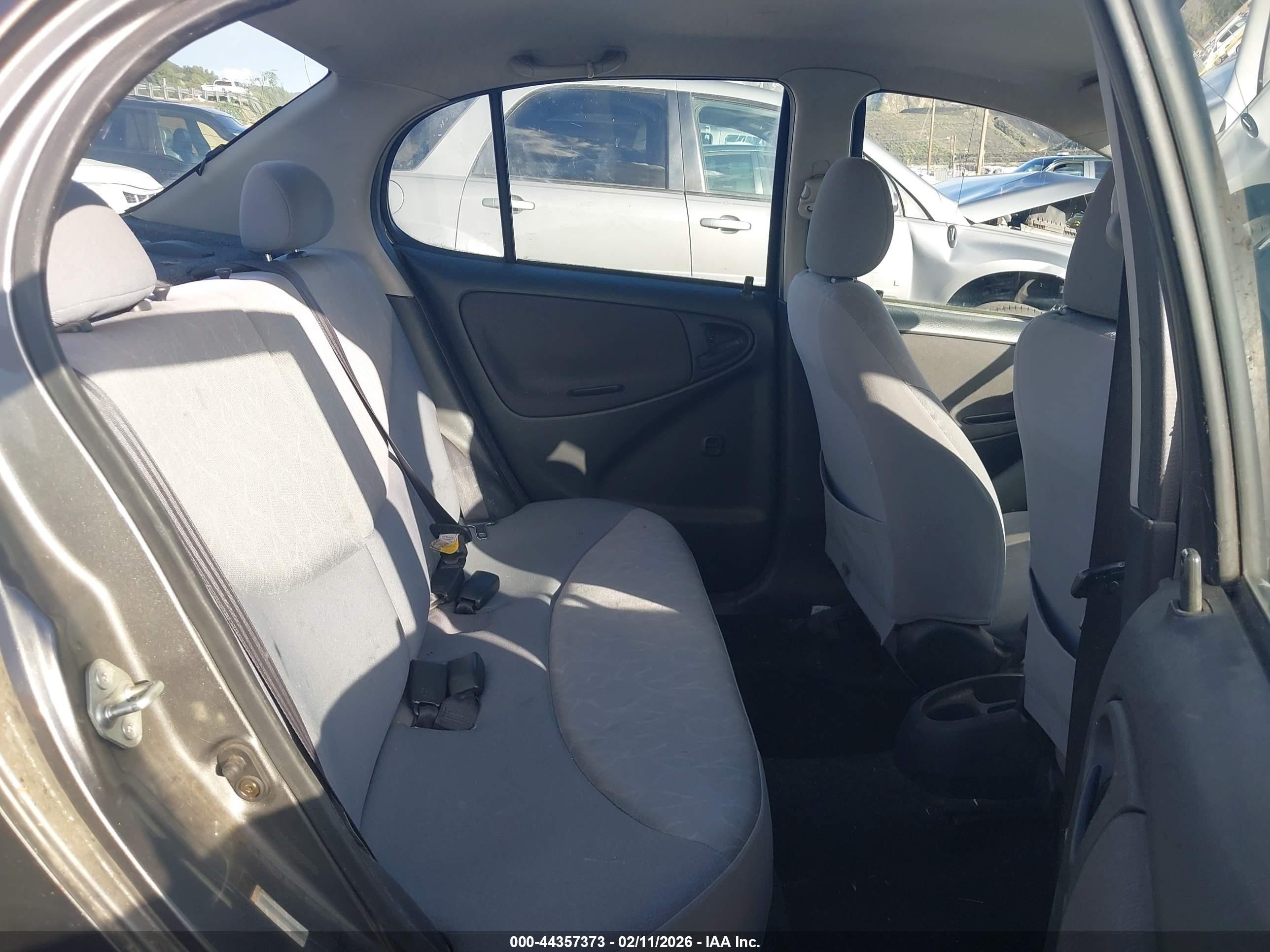 2004 Toyota Echo   Gray vin: JTDBT123440335247