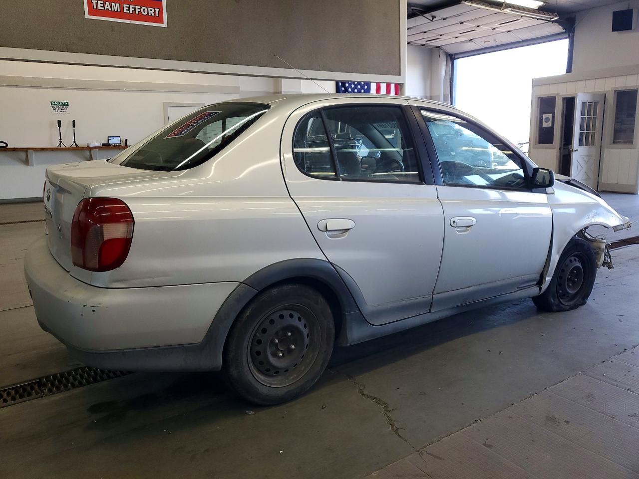 2001 Toyota Echo Base Silver vin: JTDBT123510104742