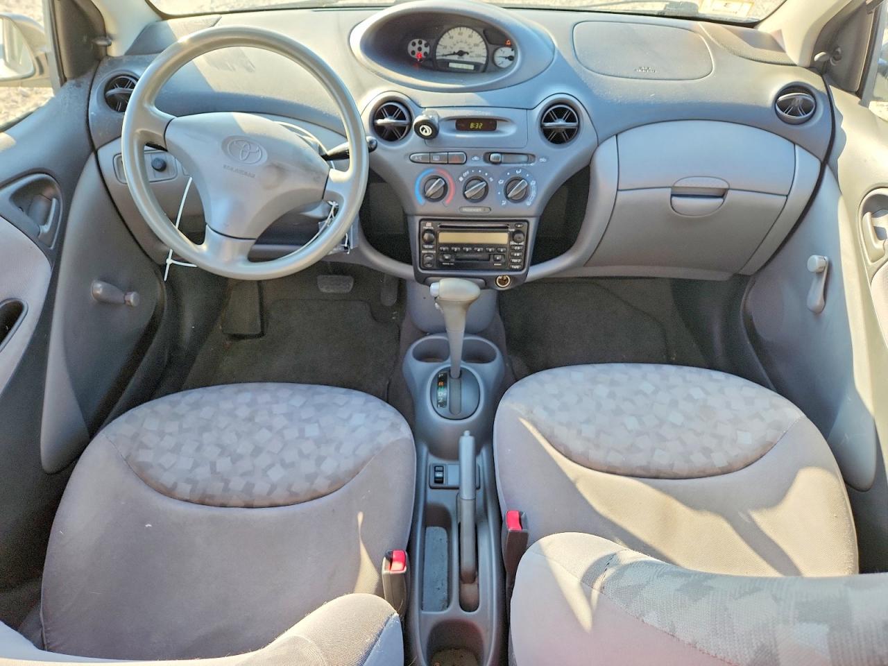 2002 Toyota Echo Base White vin: JTDBT123525026919