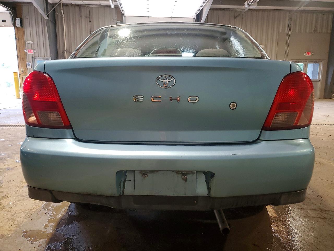 2000 Toyota Echo Base Turquoise vin: JTDBT1235Y0094367