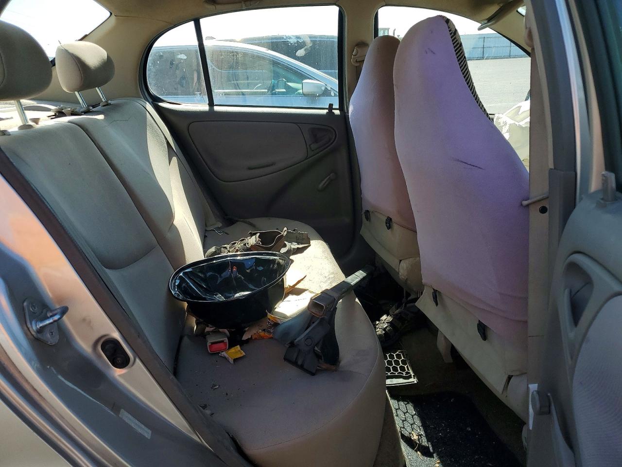 2003 Toyota Echo Base Tan vin: JTDBT123630259965