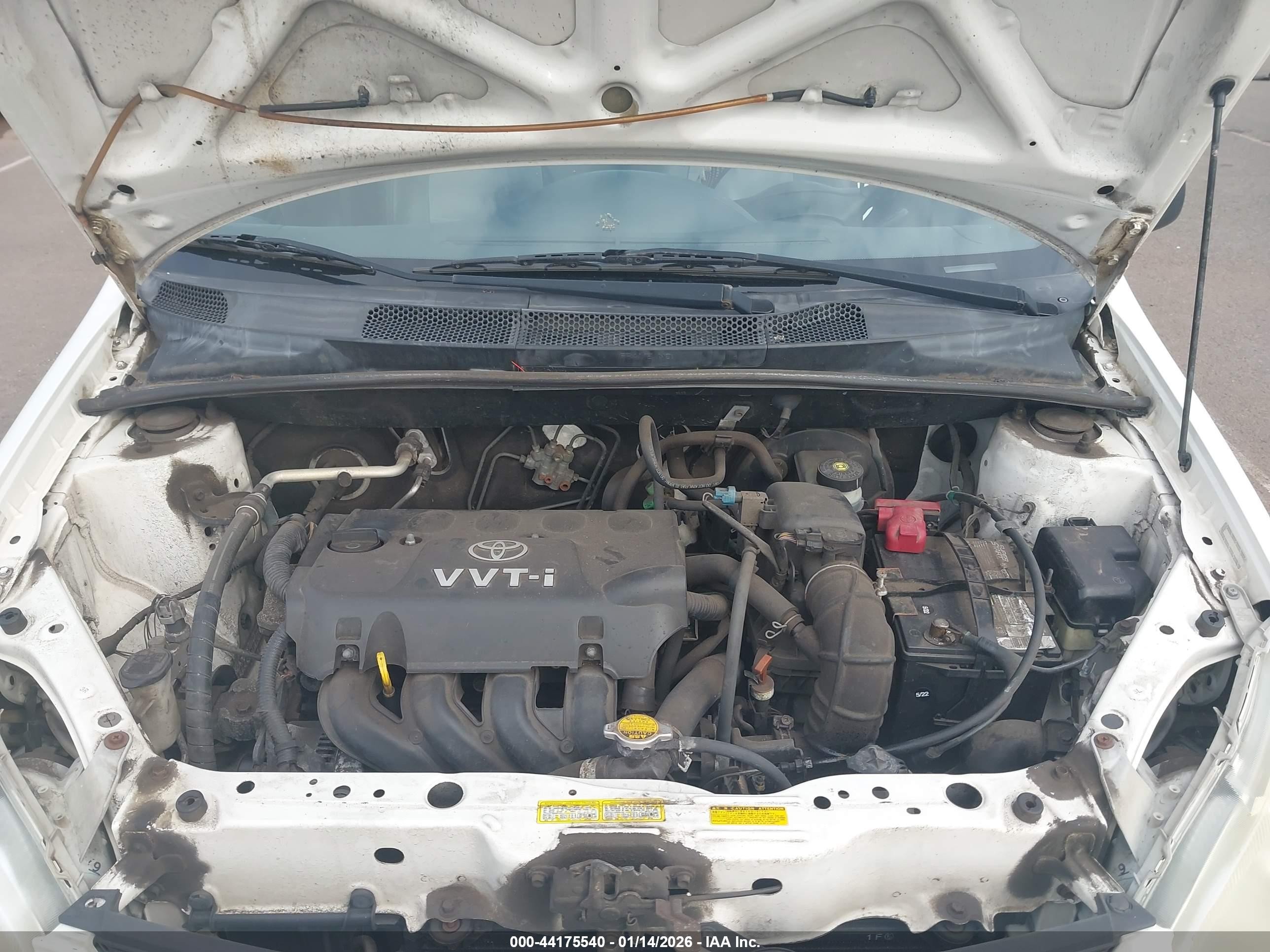 2004 Toyota Echo   Белый vin: JTDBT123640333788