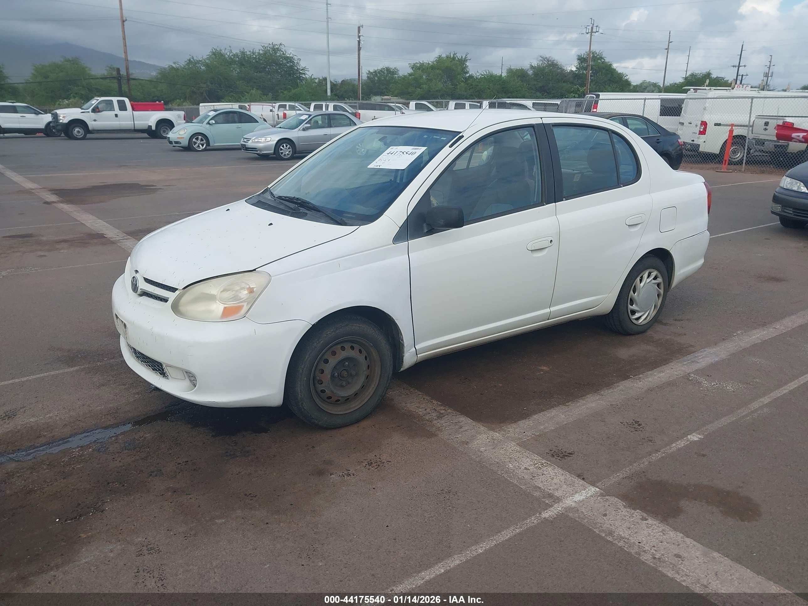 2004 Toyota Echo   Белый vin: JTDBT123640333788