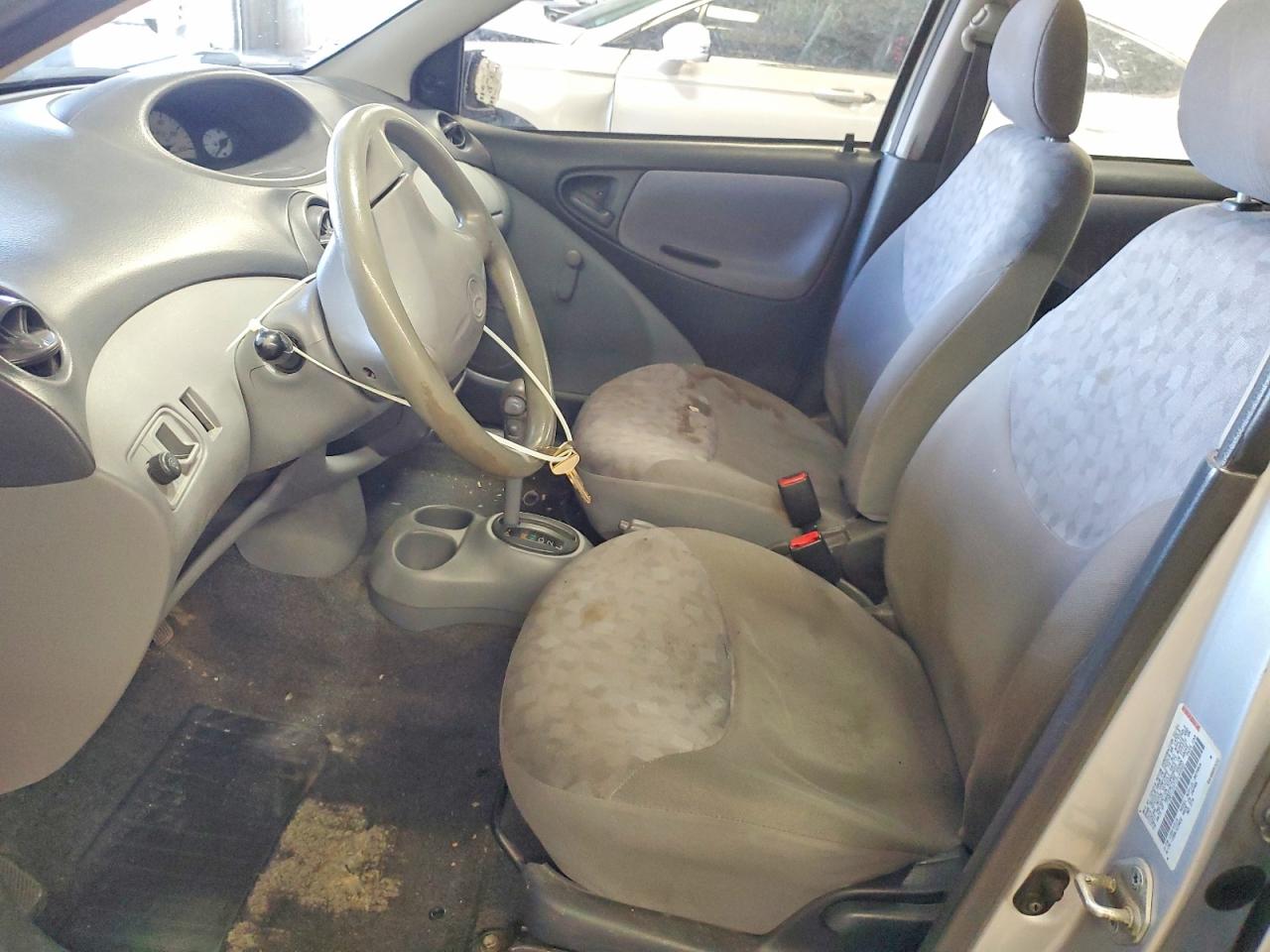 2001 Toyota Echo Base Silver vin: JTDBT123710149522
