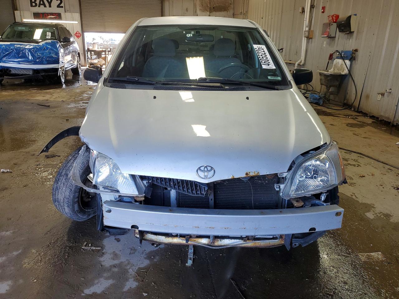 2001 Toyota Echo Base Silver vin: JTDBT123710149522