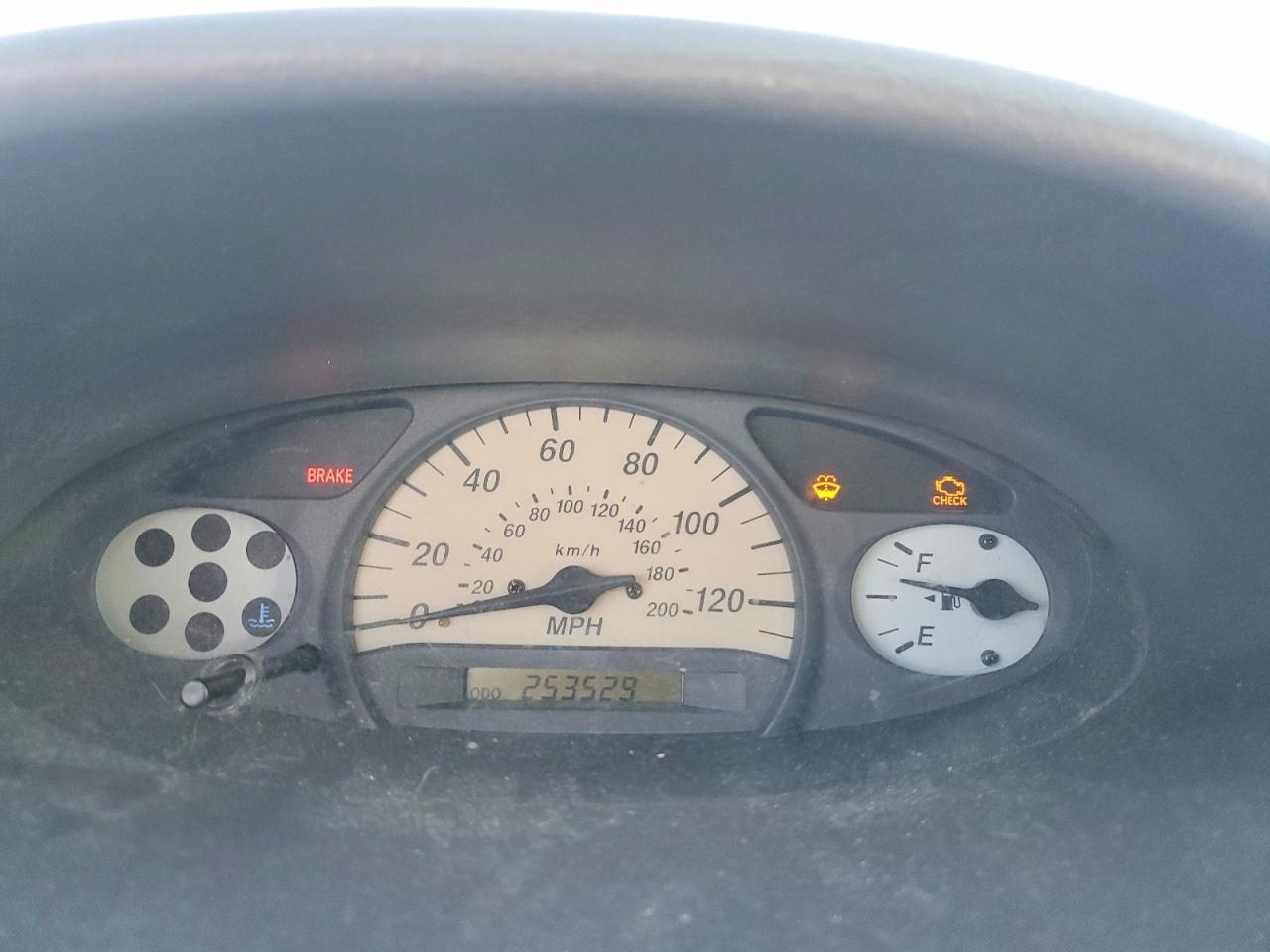 2001 Toyota Echo Base Green vin: JTDBT123710167406