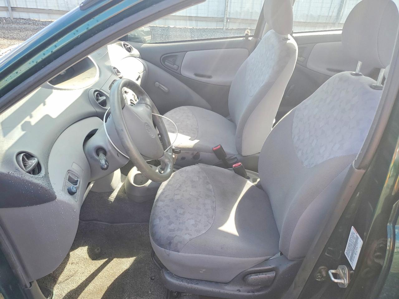 2001 Toyota Echo Base Зеленый vin: JTDBT123710196114
