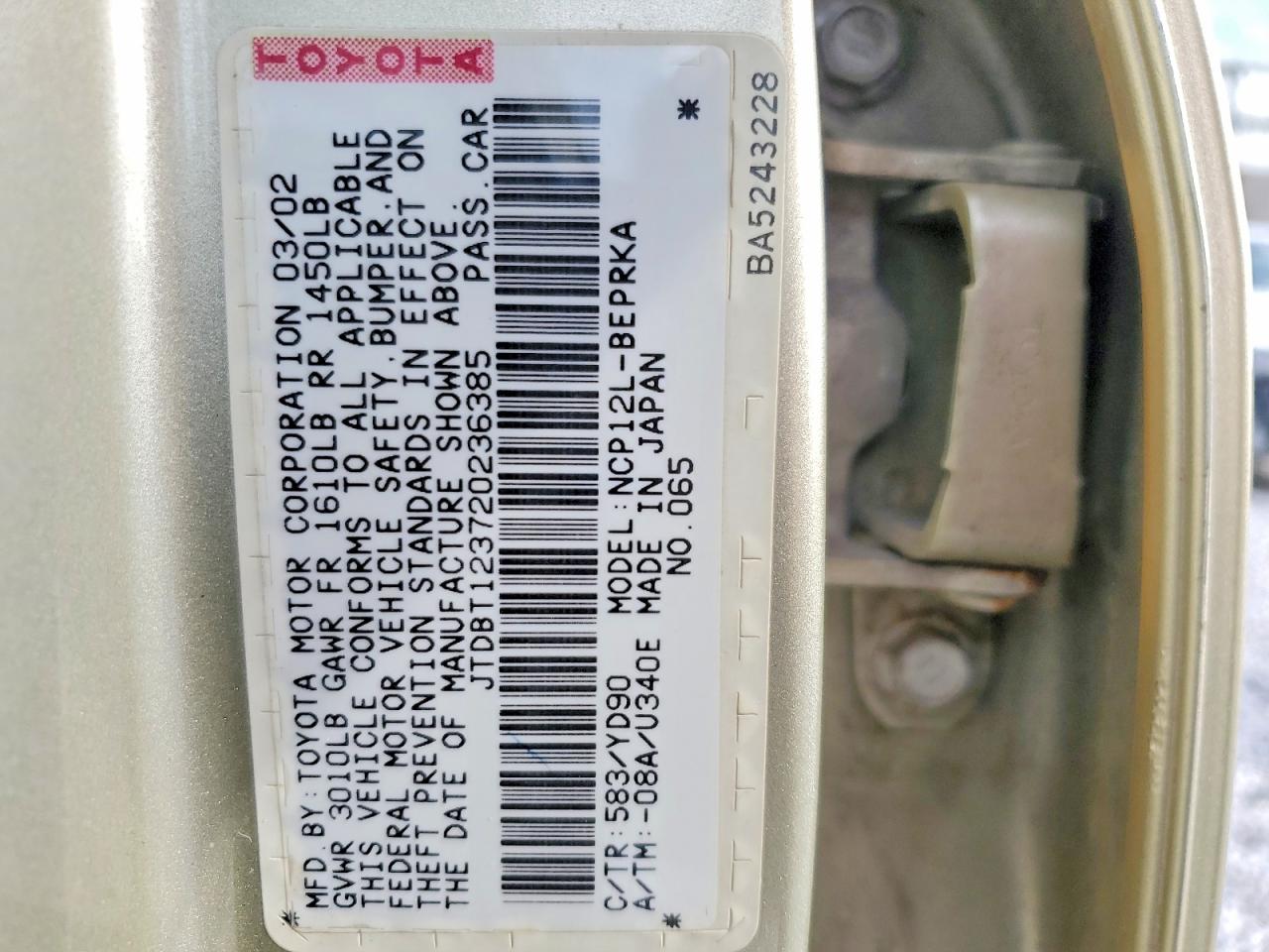 2002 Toyota Echo Base Gold vin: JTDBT123720236385