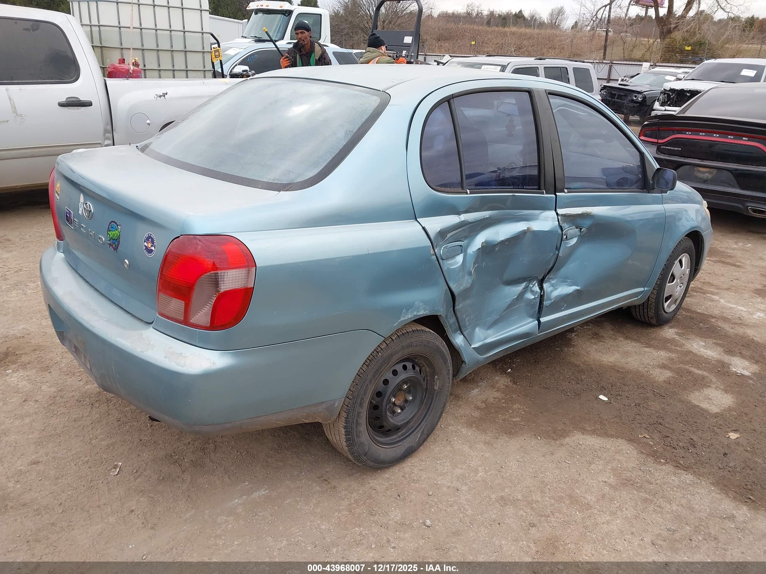 2002 Toyota Echo   Turquoise vin: JTDBT123720237603
