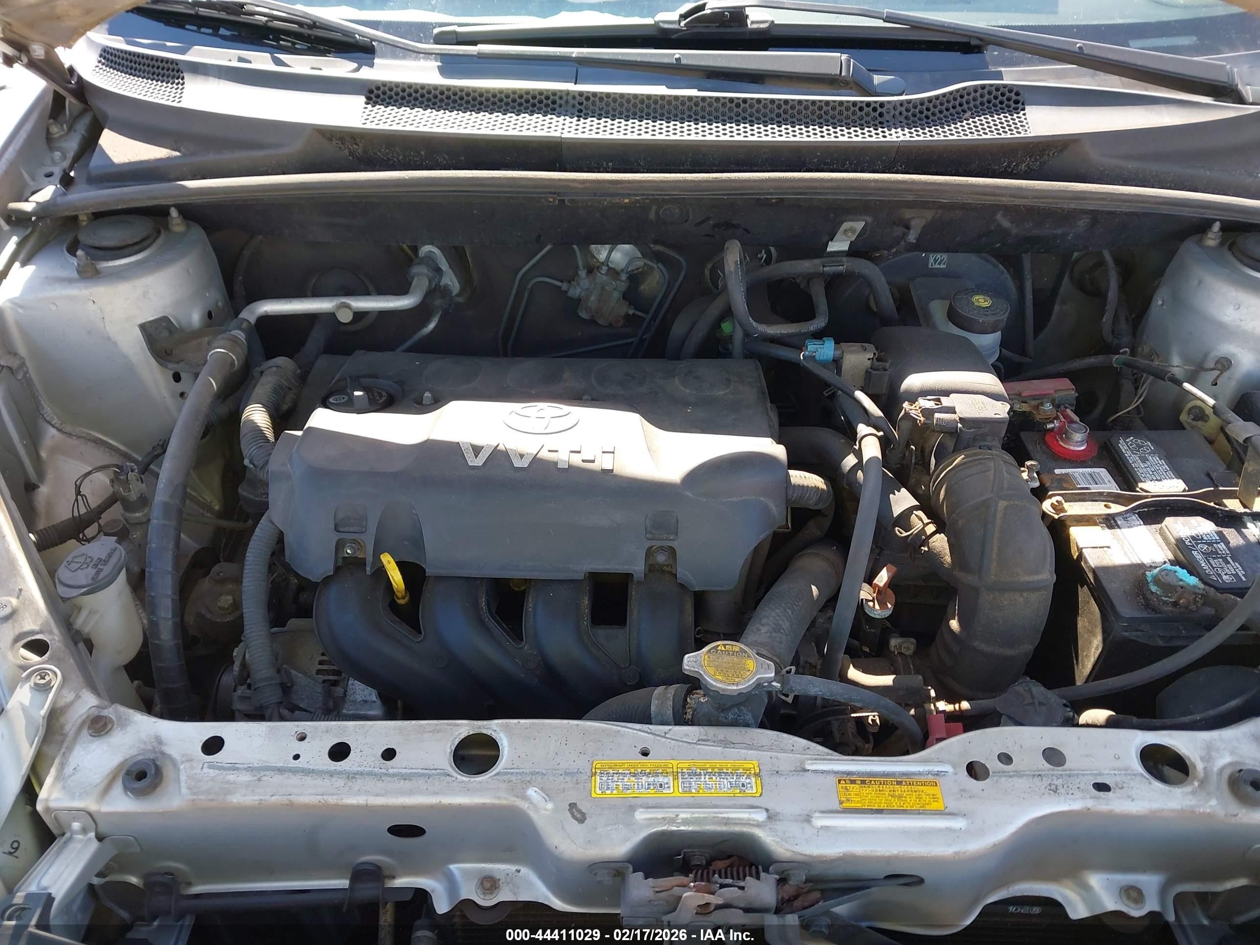 2004 Toyota Echo   Silver vin: JTDBT123740323318