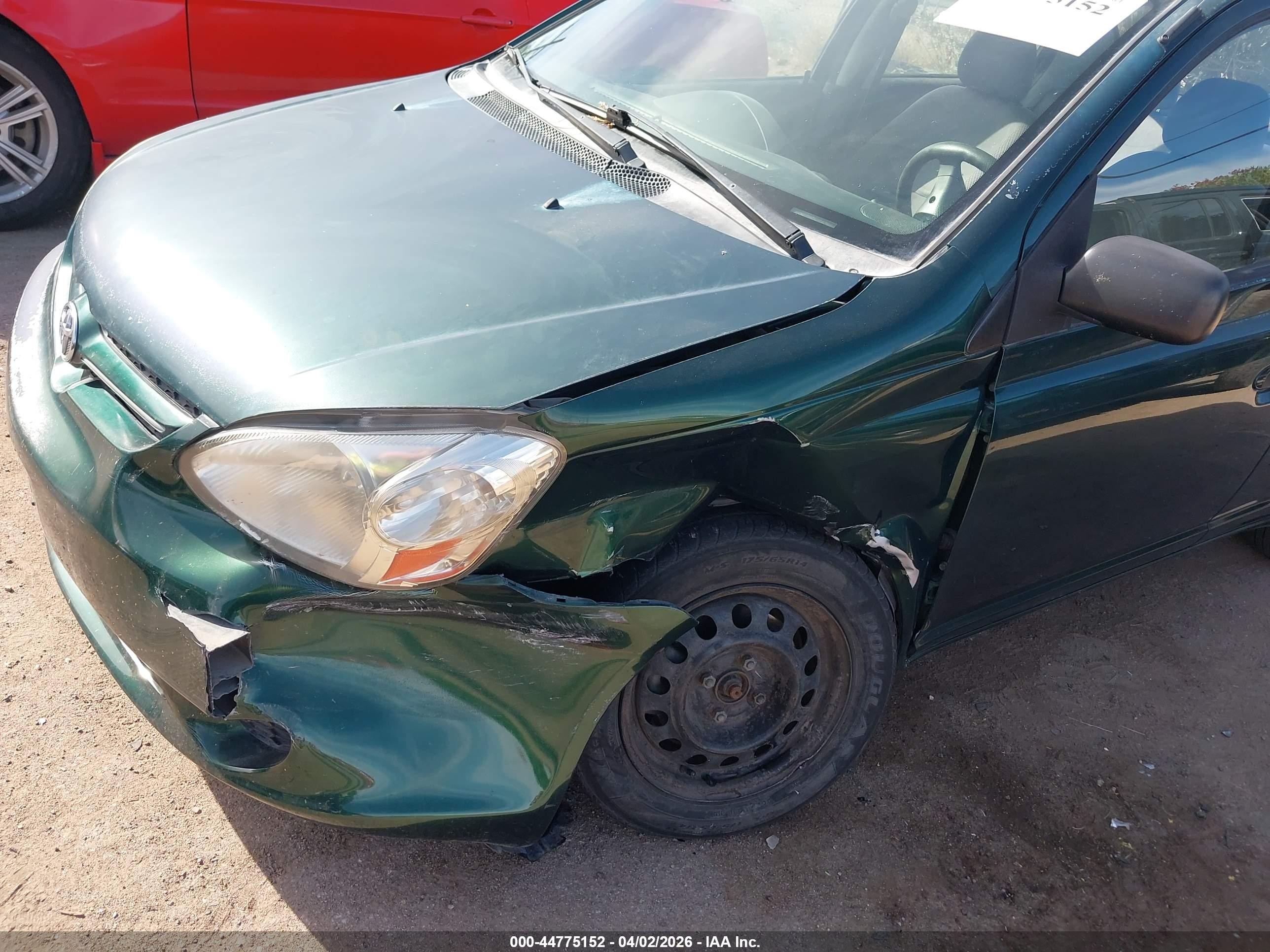 2004 Toyota Echo   Green vin: JTDBT123740331337
